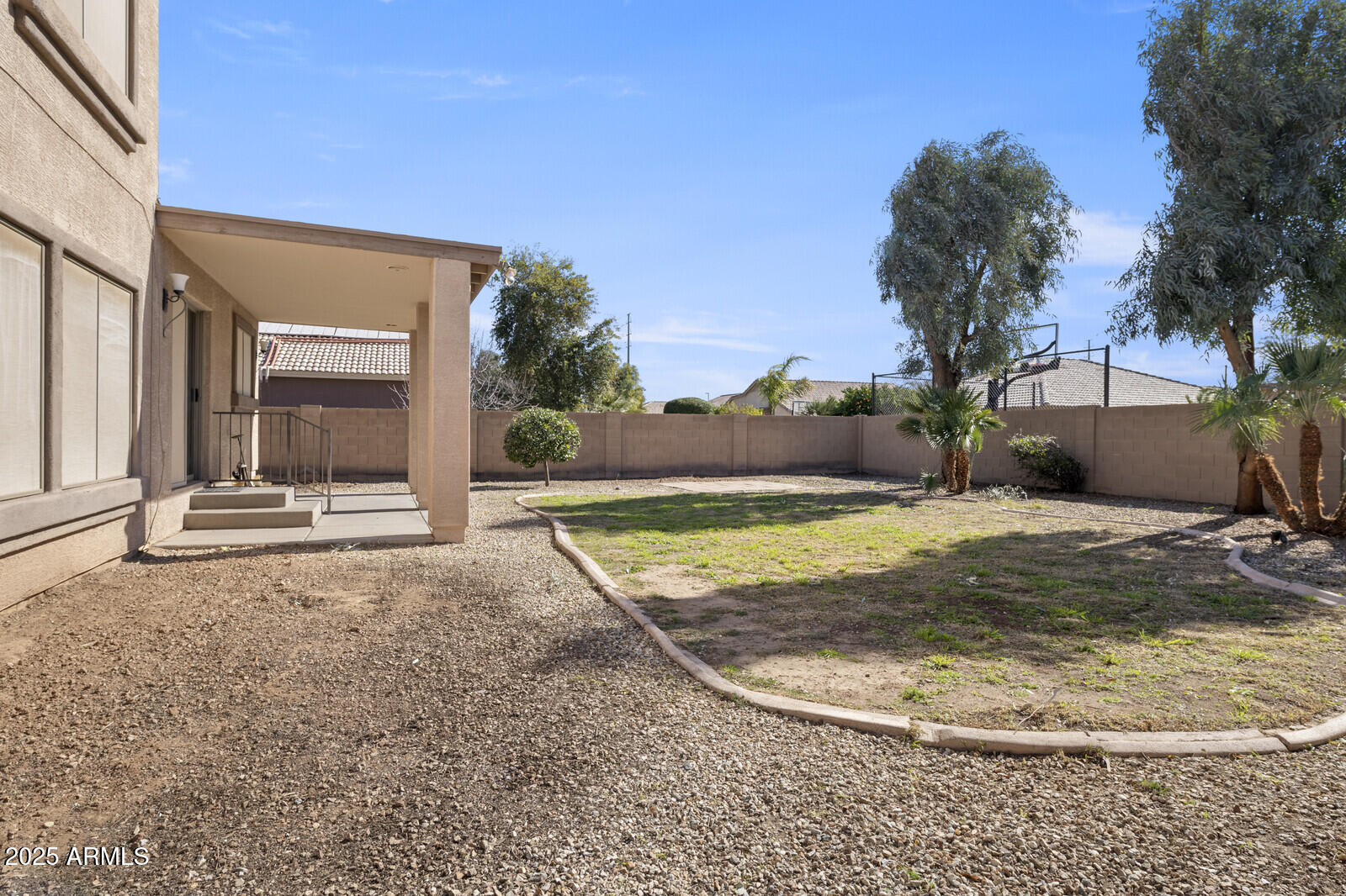 3297 E WARBLER Road