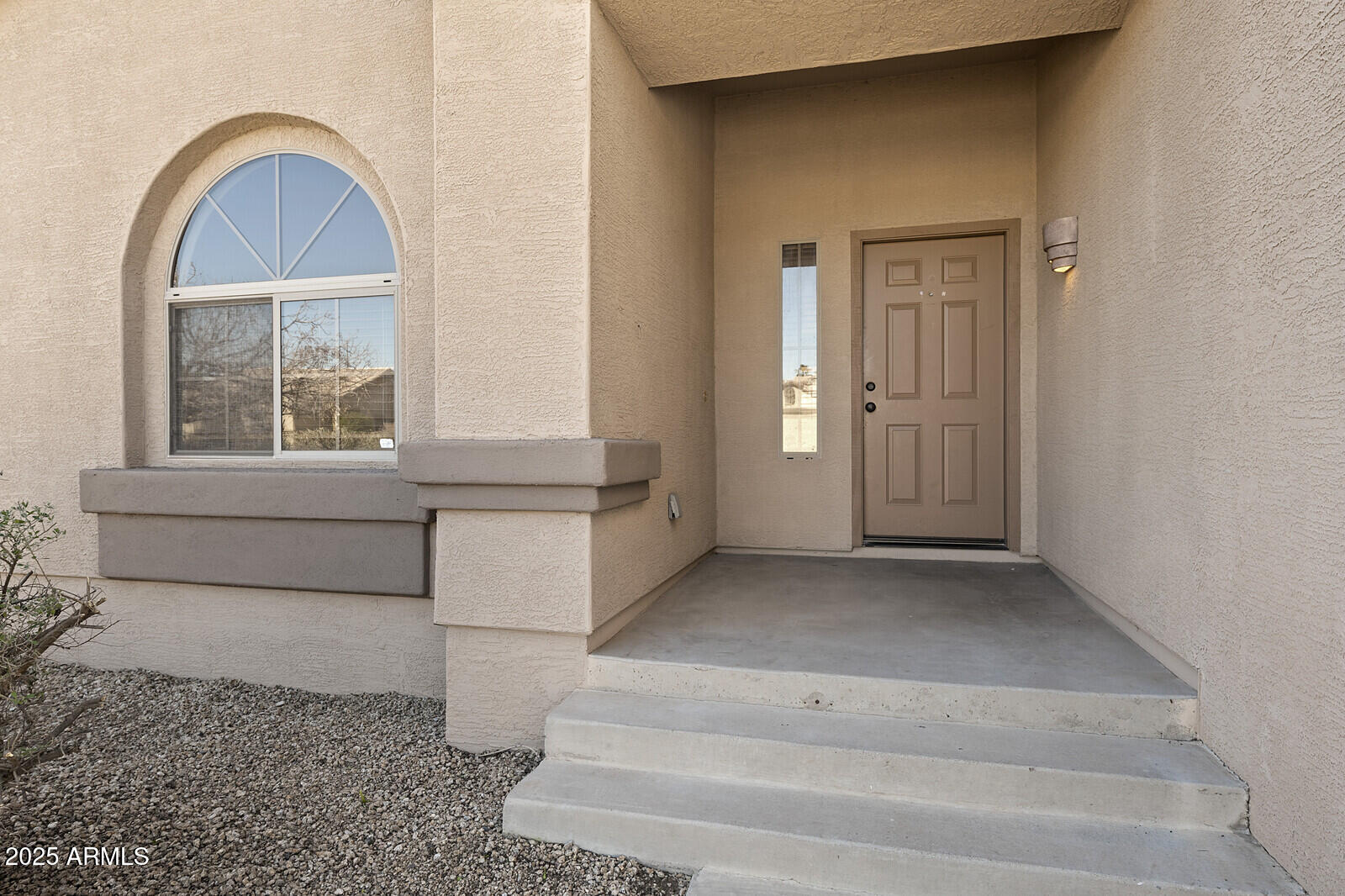 3297 E WARBLER Road