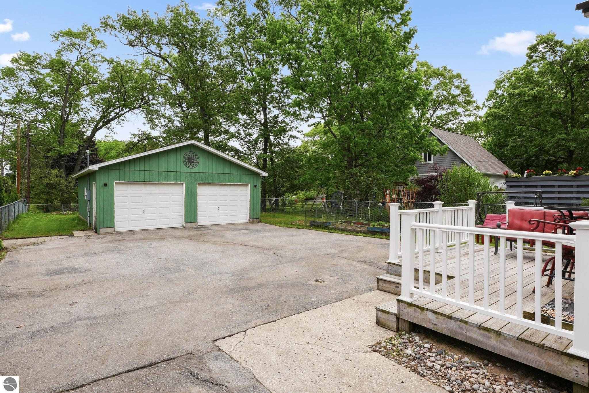821 Indian Trail Boulevard