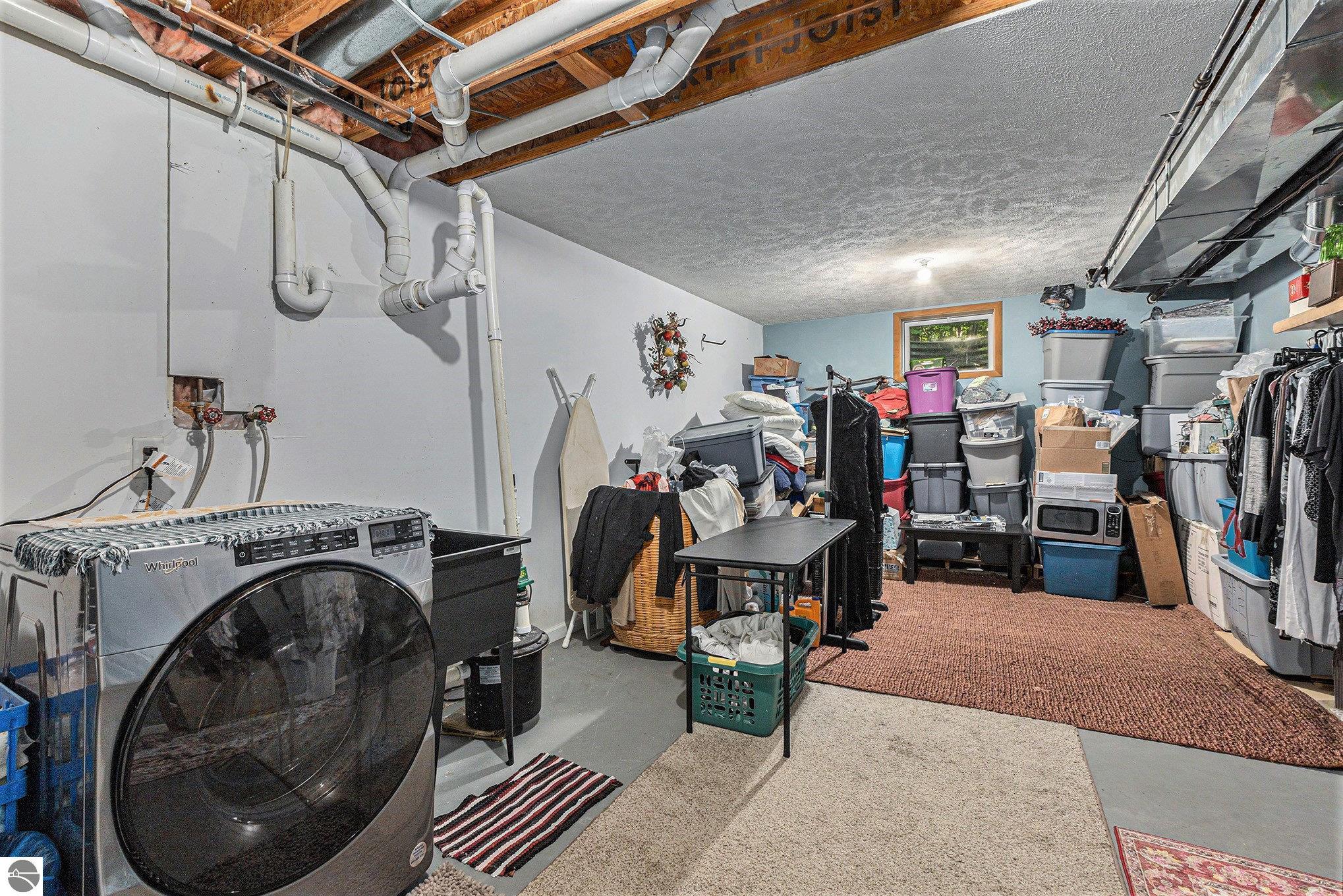 8250 Bent Pine Drive