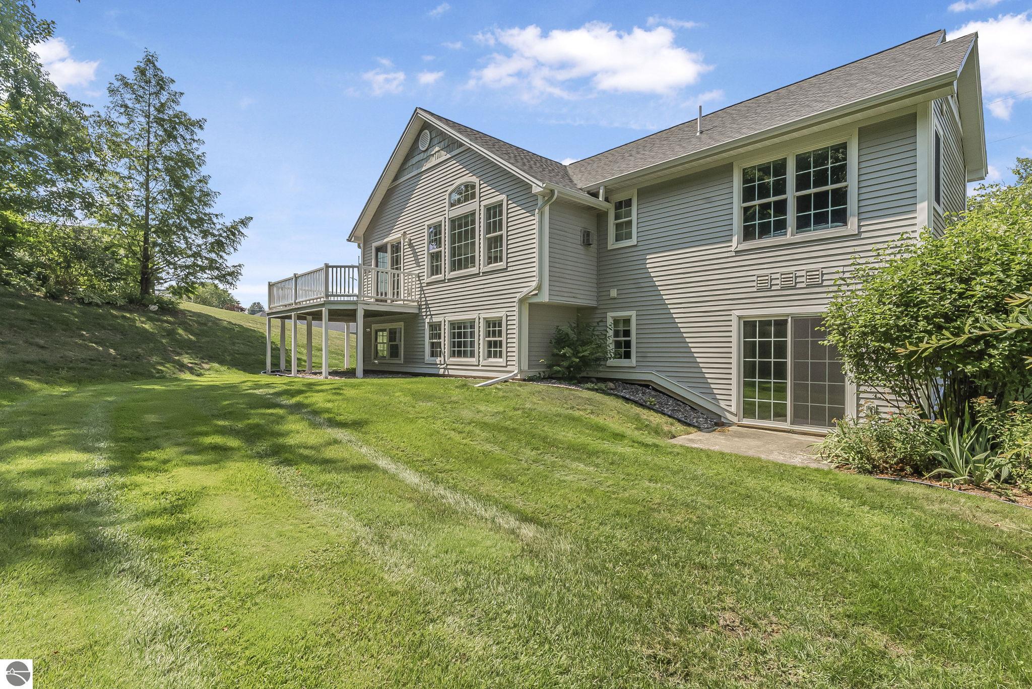 3074 Crown Wood Court