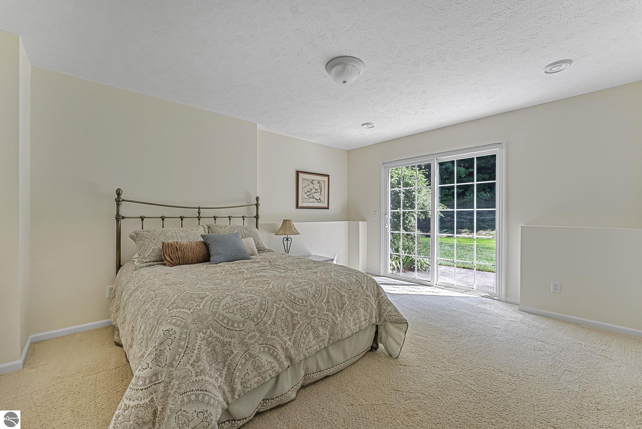 3074 Crown Wood Court