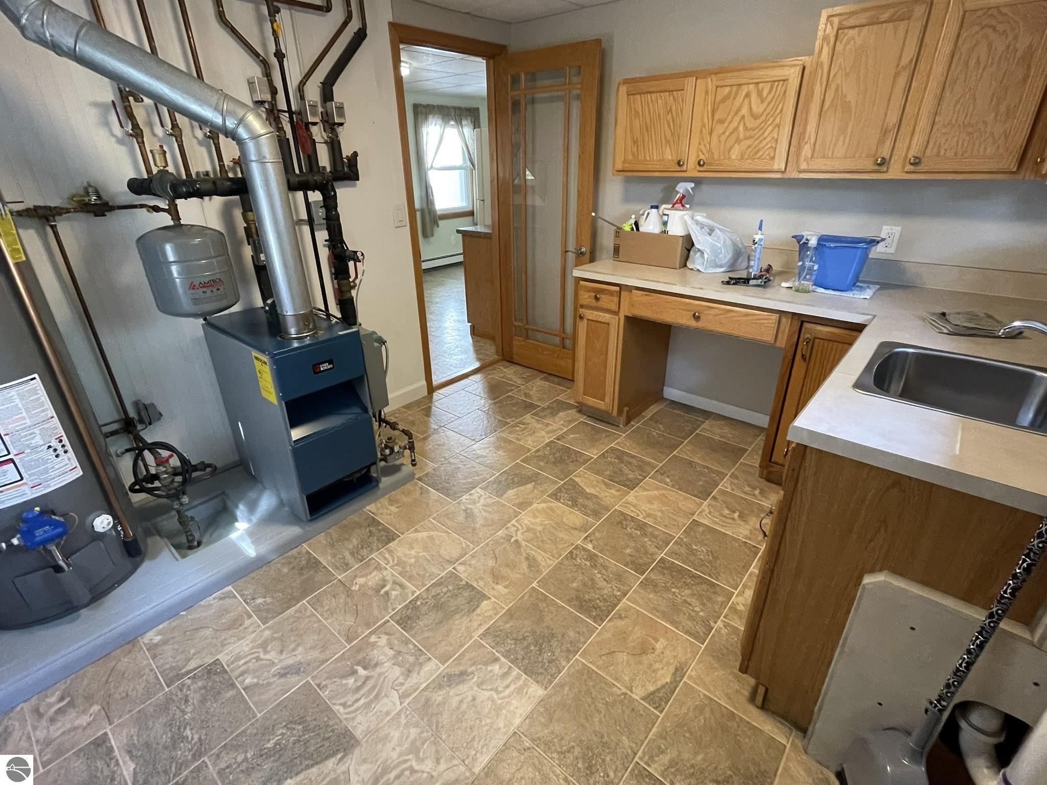 1230 Plainview Avenue