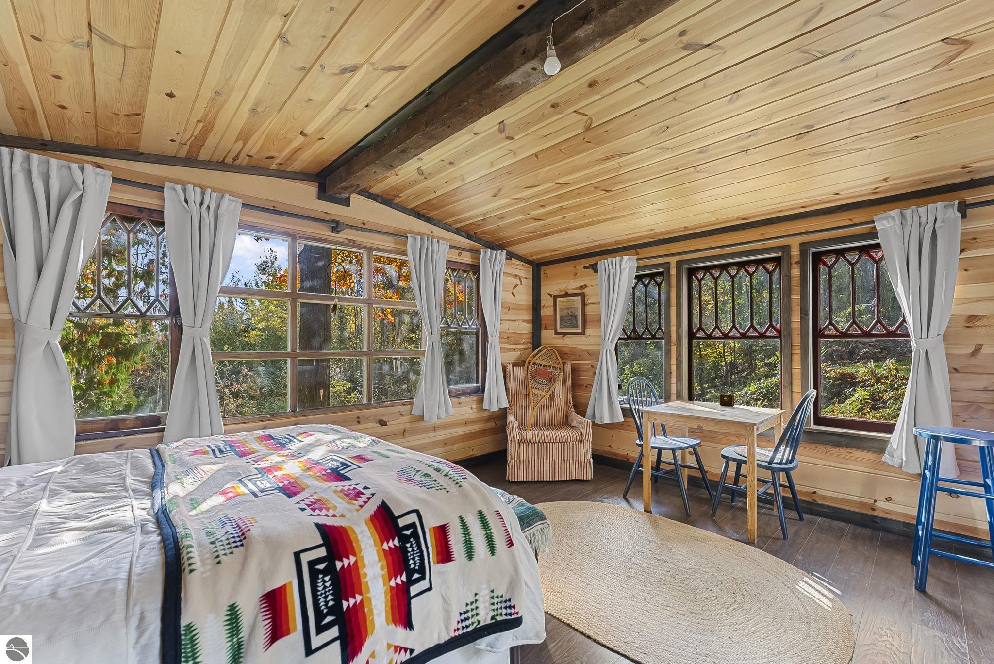 317 S Shabwasung Street