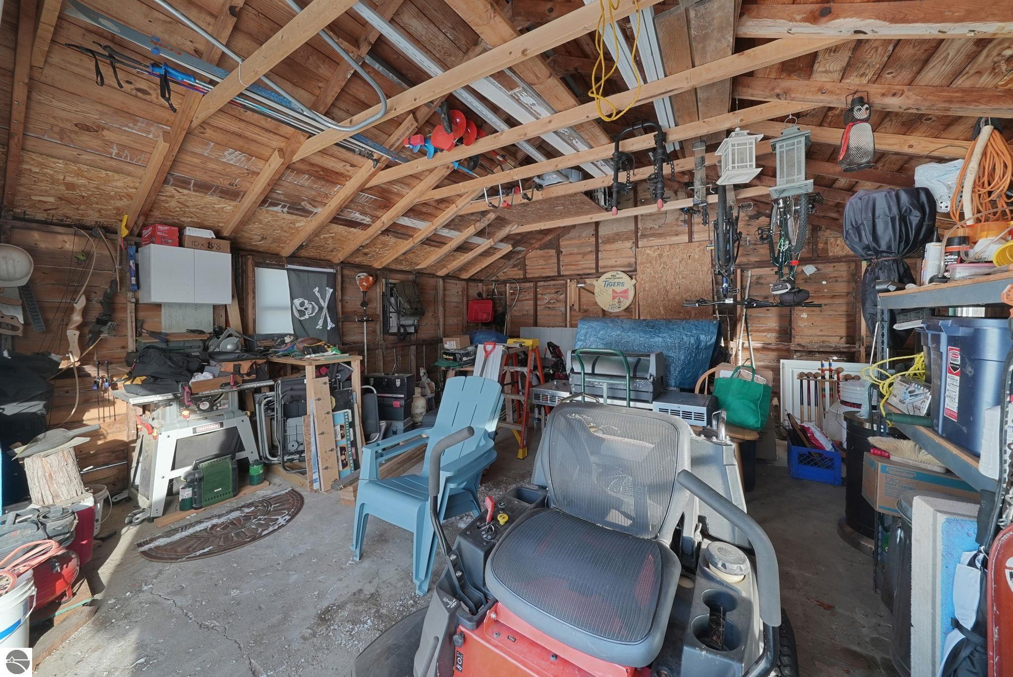 1189 Gray Road