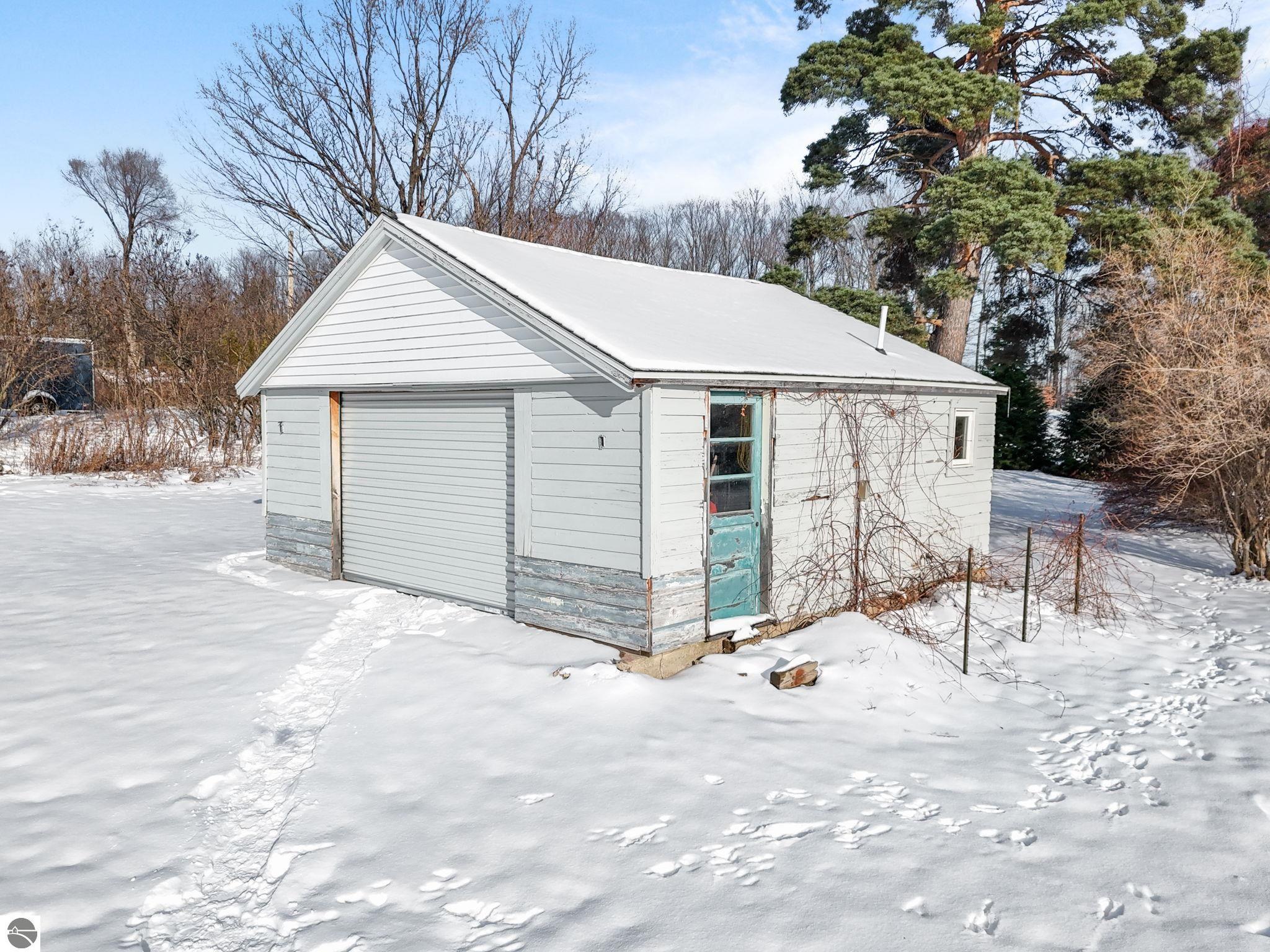 1189 Gray Road