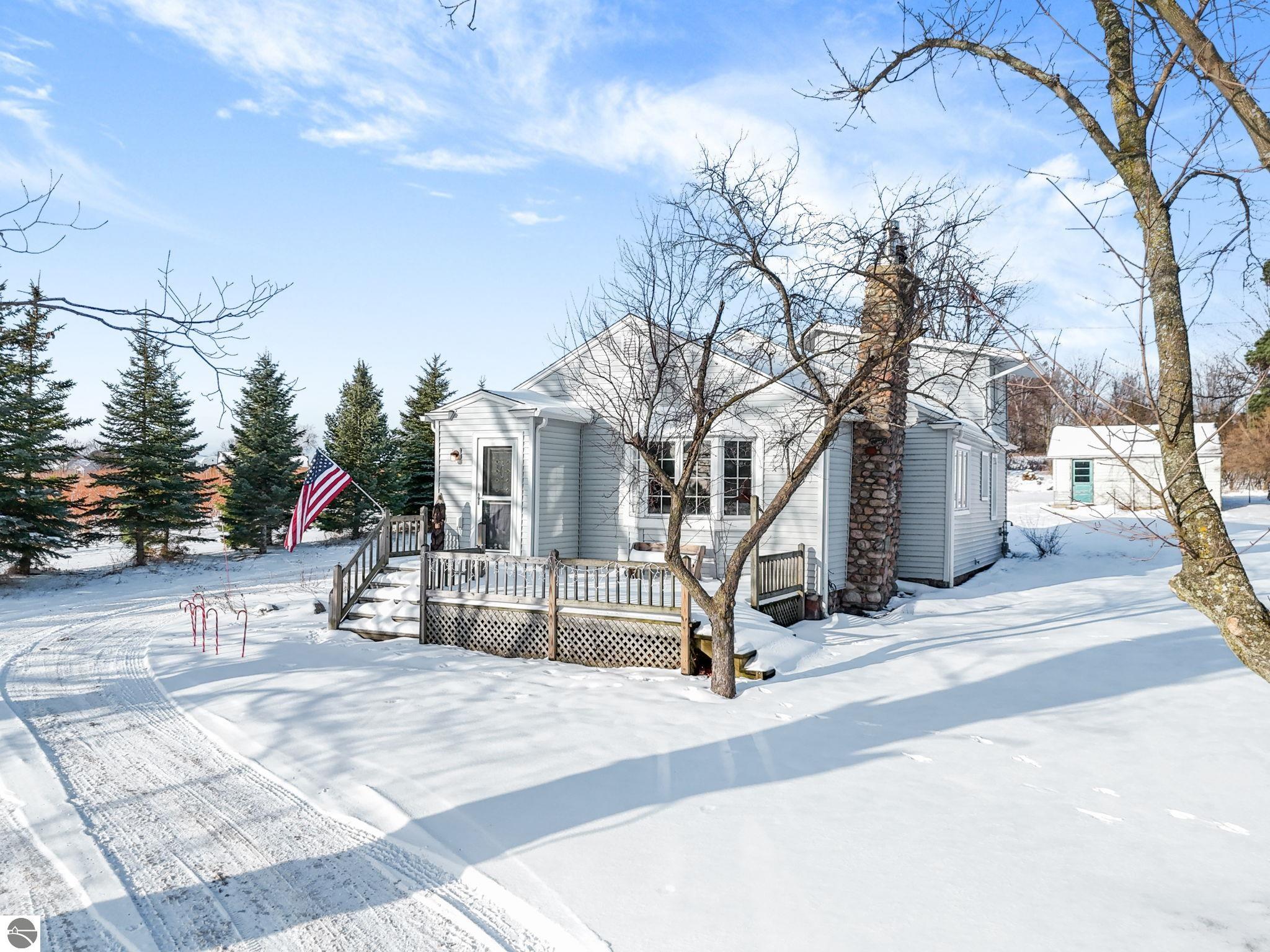 1189 Gray Road