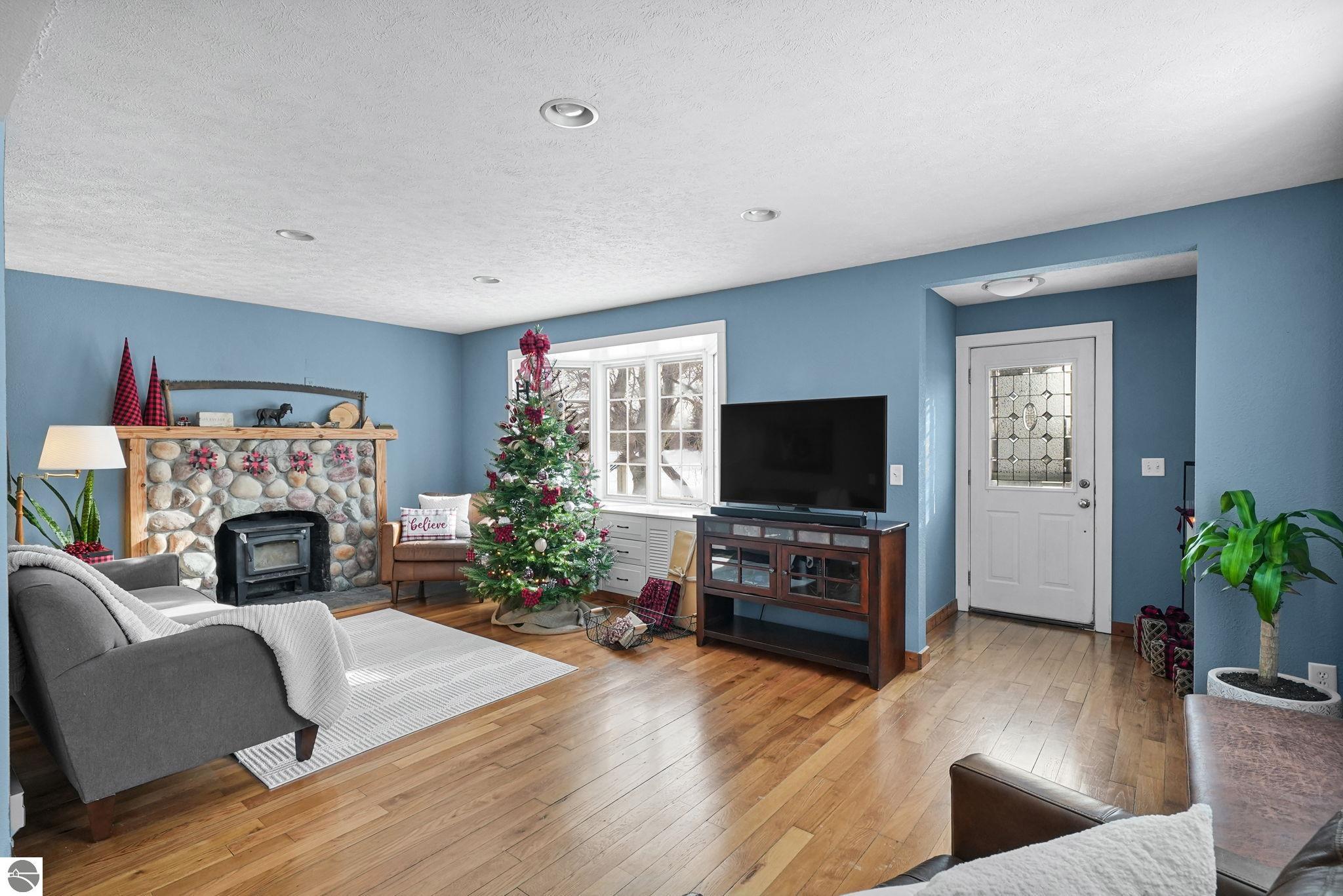 1189 Gray Road