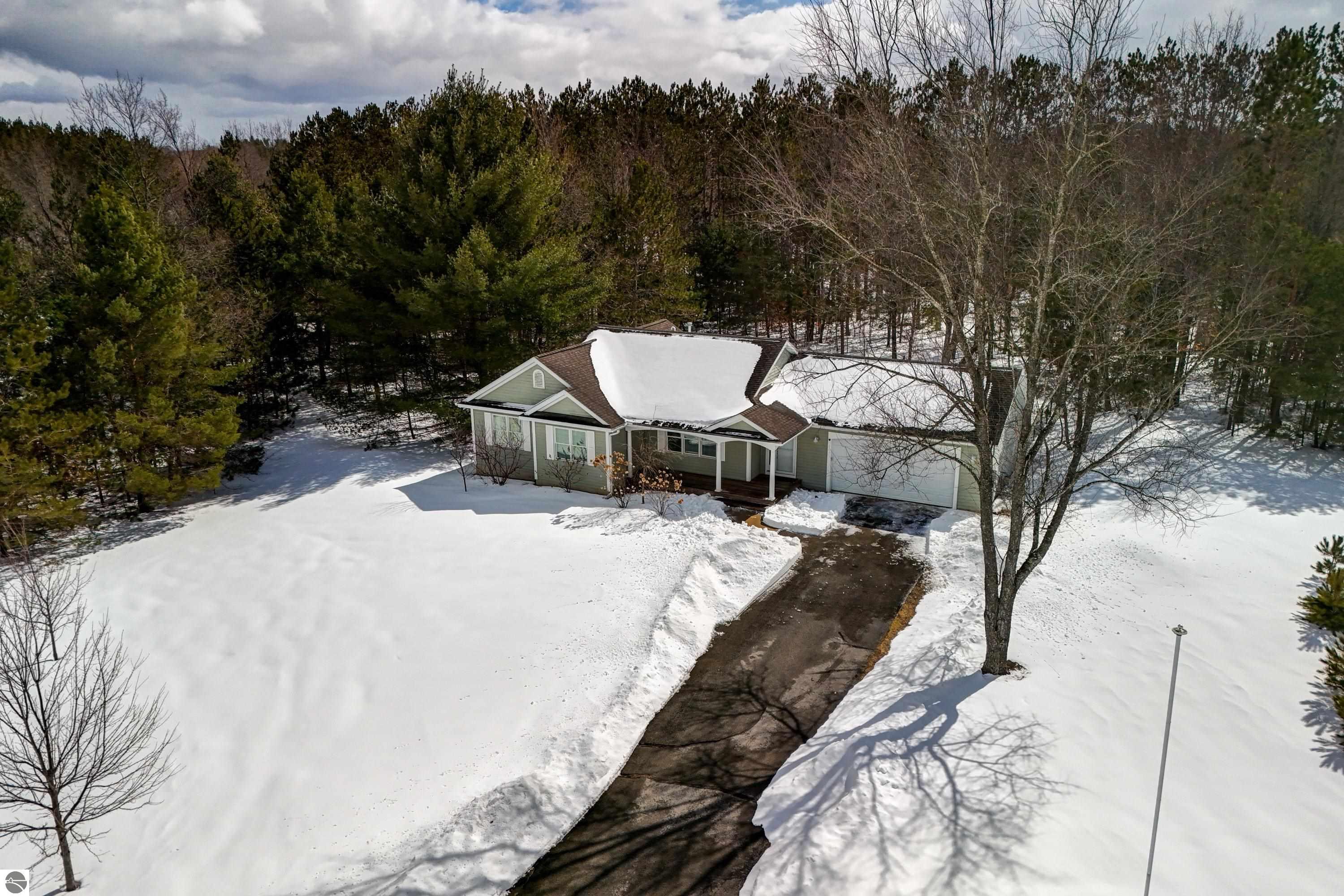 6107 Jeffrey Place
