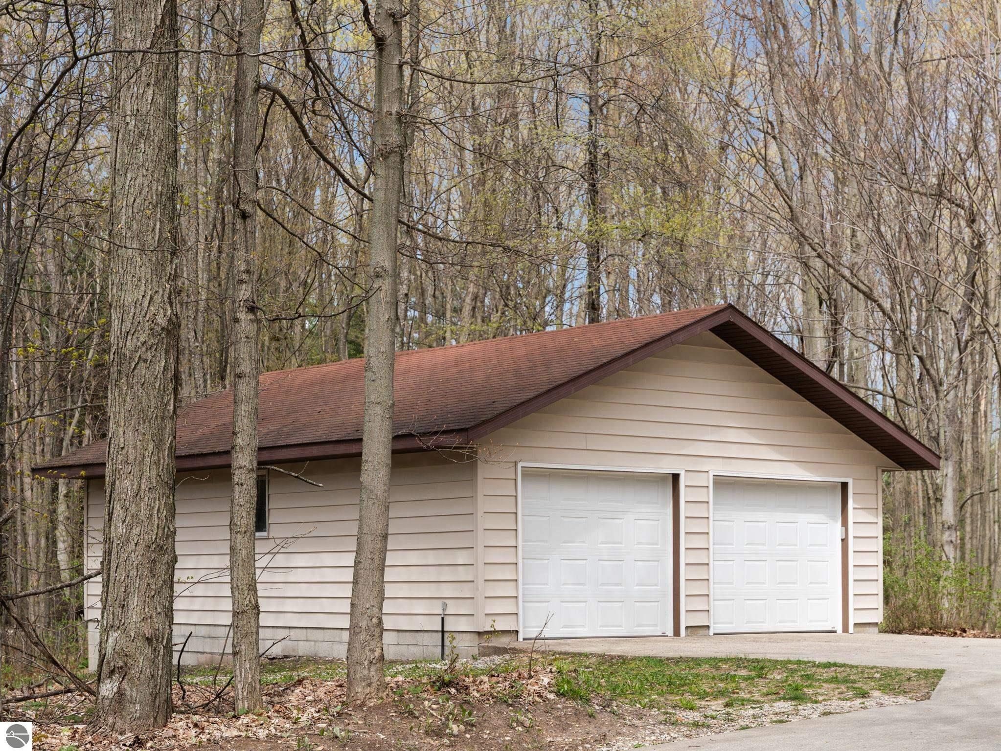 4450 Antioch Drive