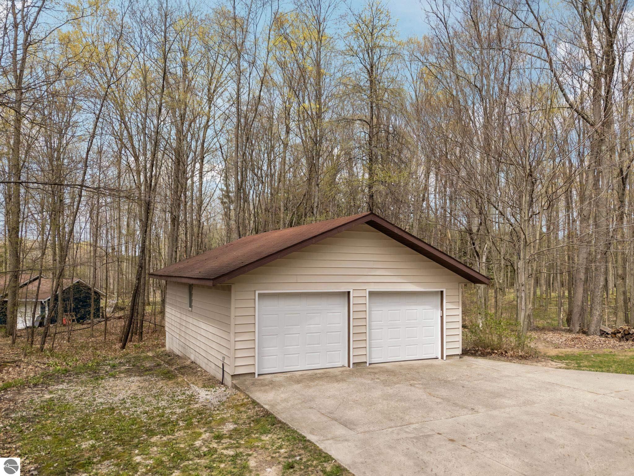 4450 Antioch Drive