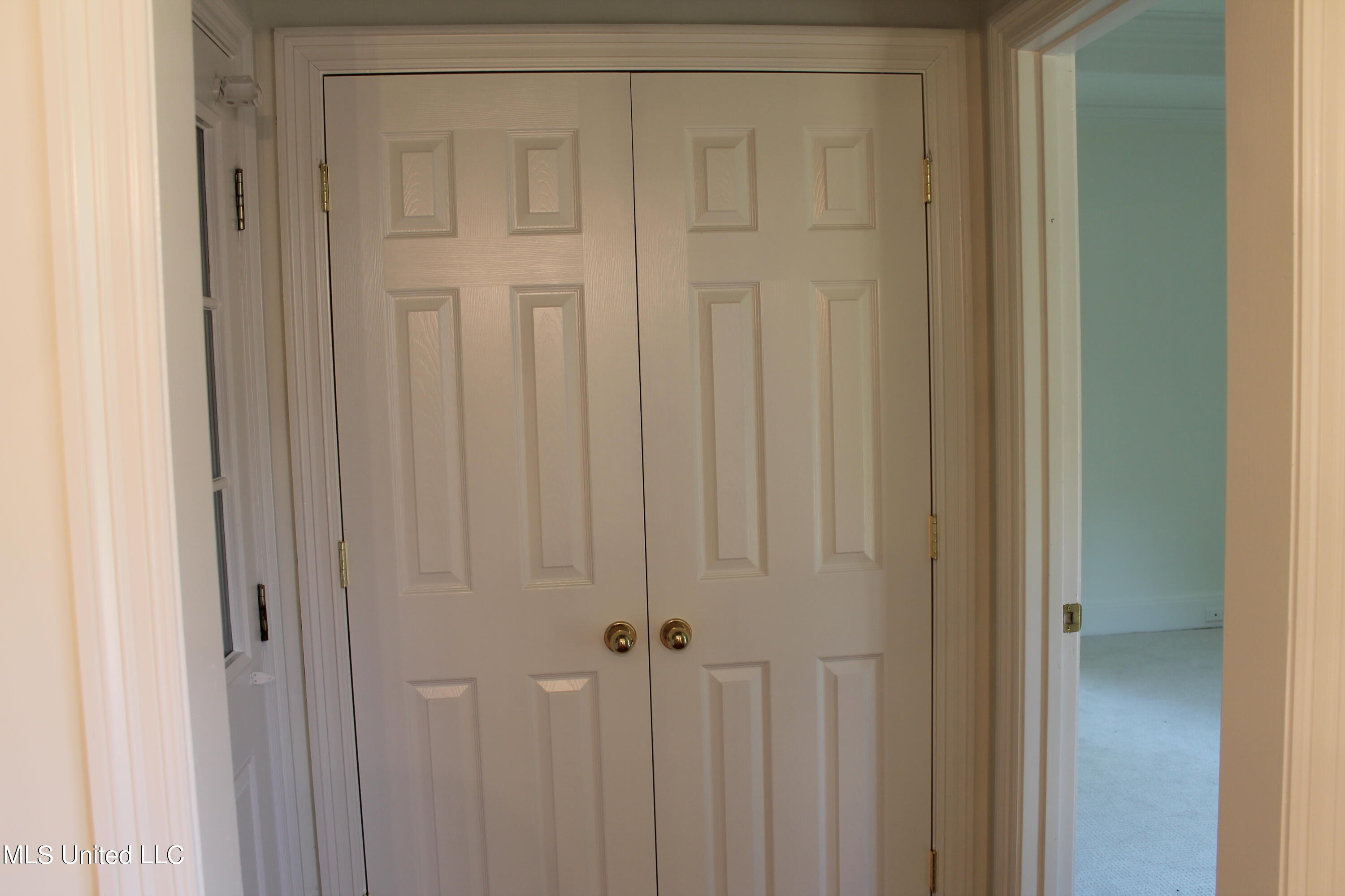 444 Jordan Ridge Place