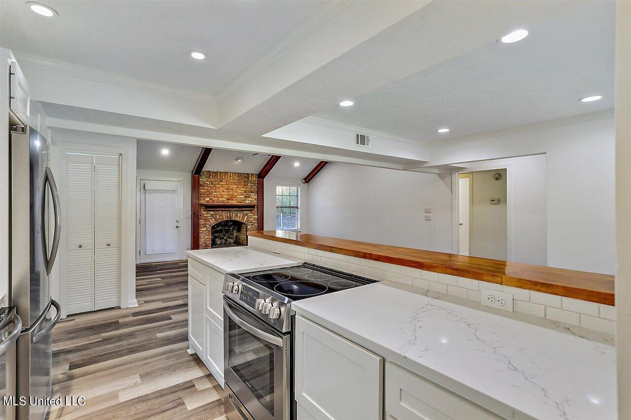 315 Bay Park Drive