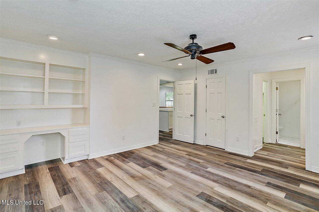 315 Bay Park Drive