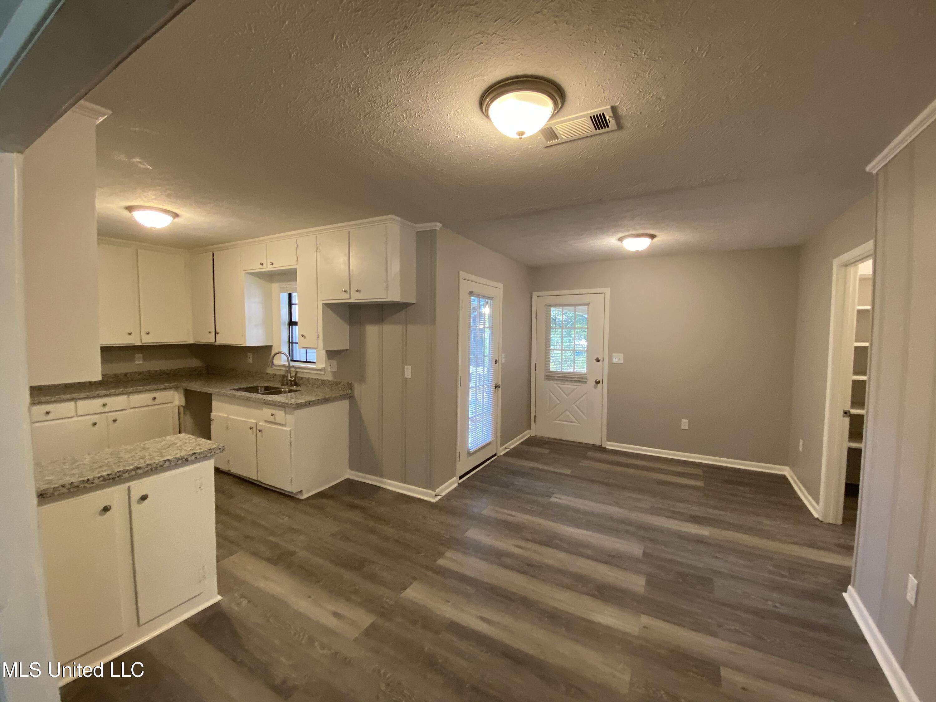 3291 Pauline Drive