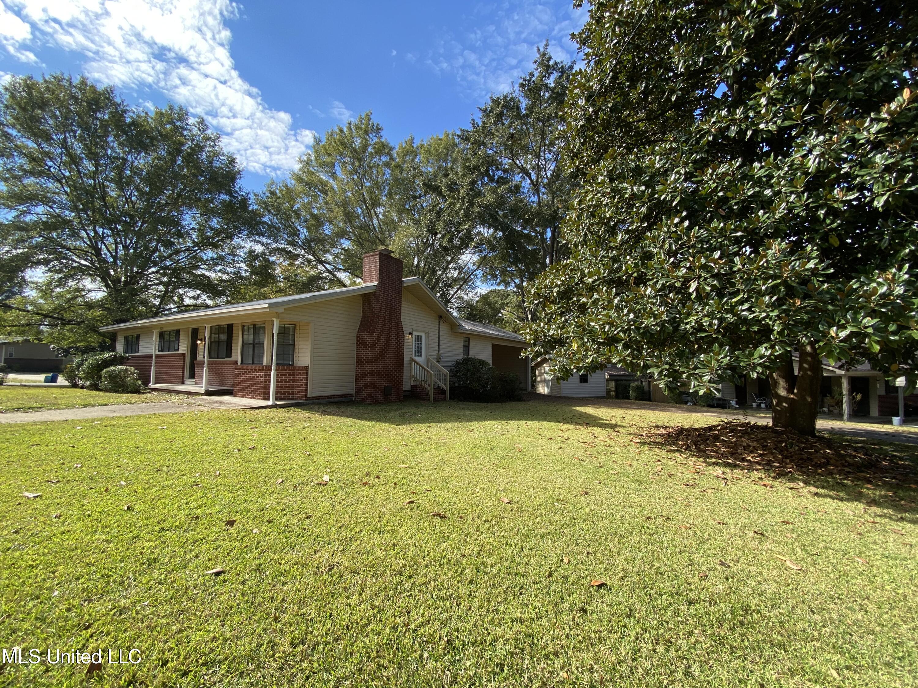 3291 Pauline Drive