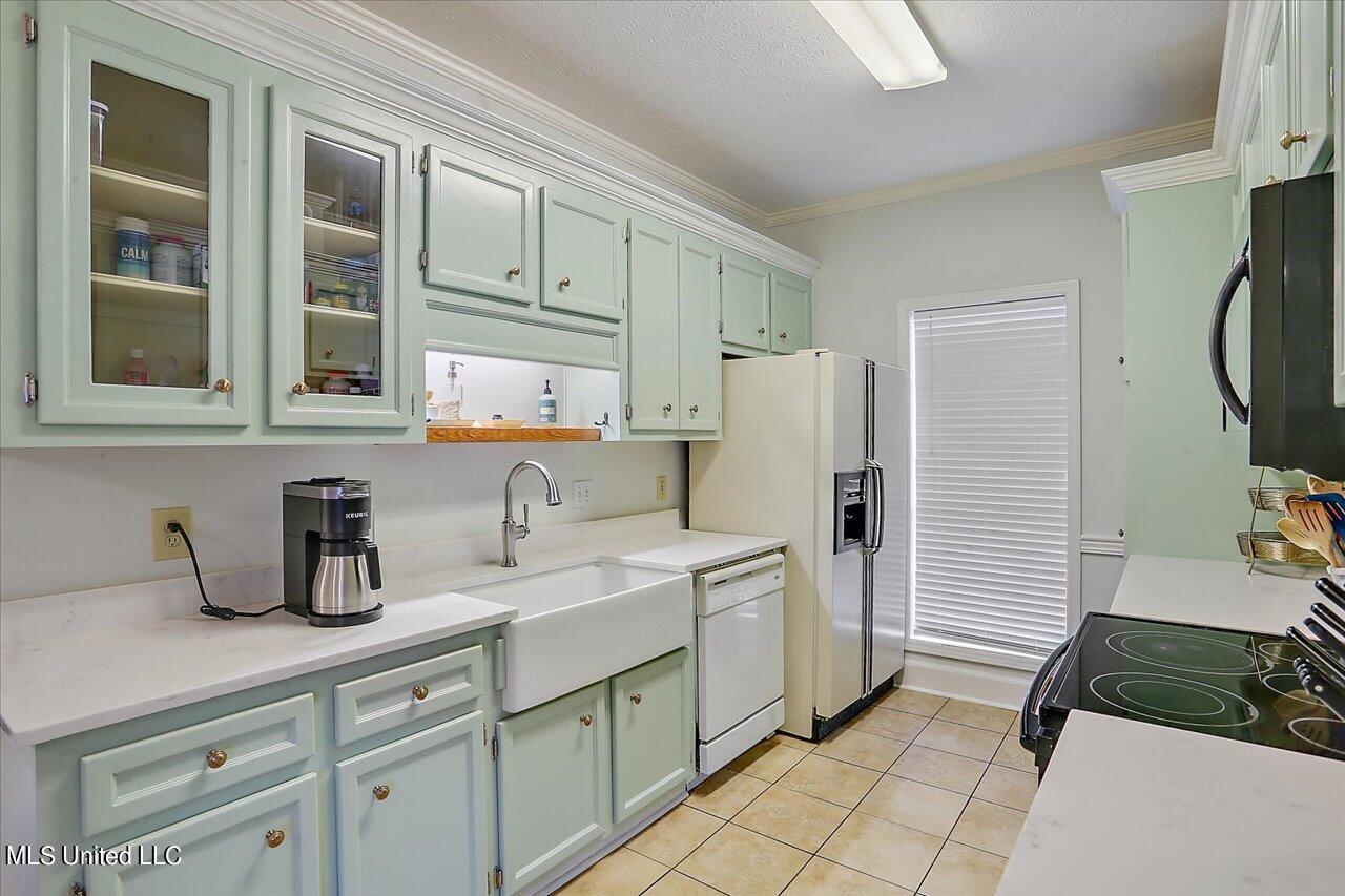 319 Arlington Circle