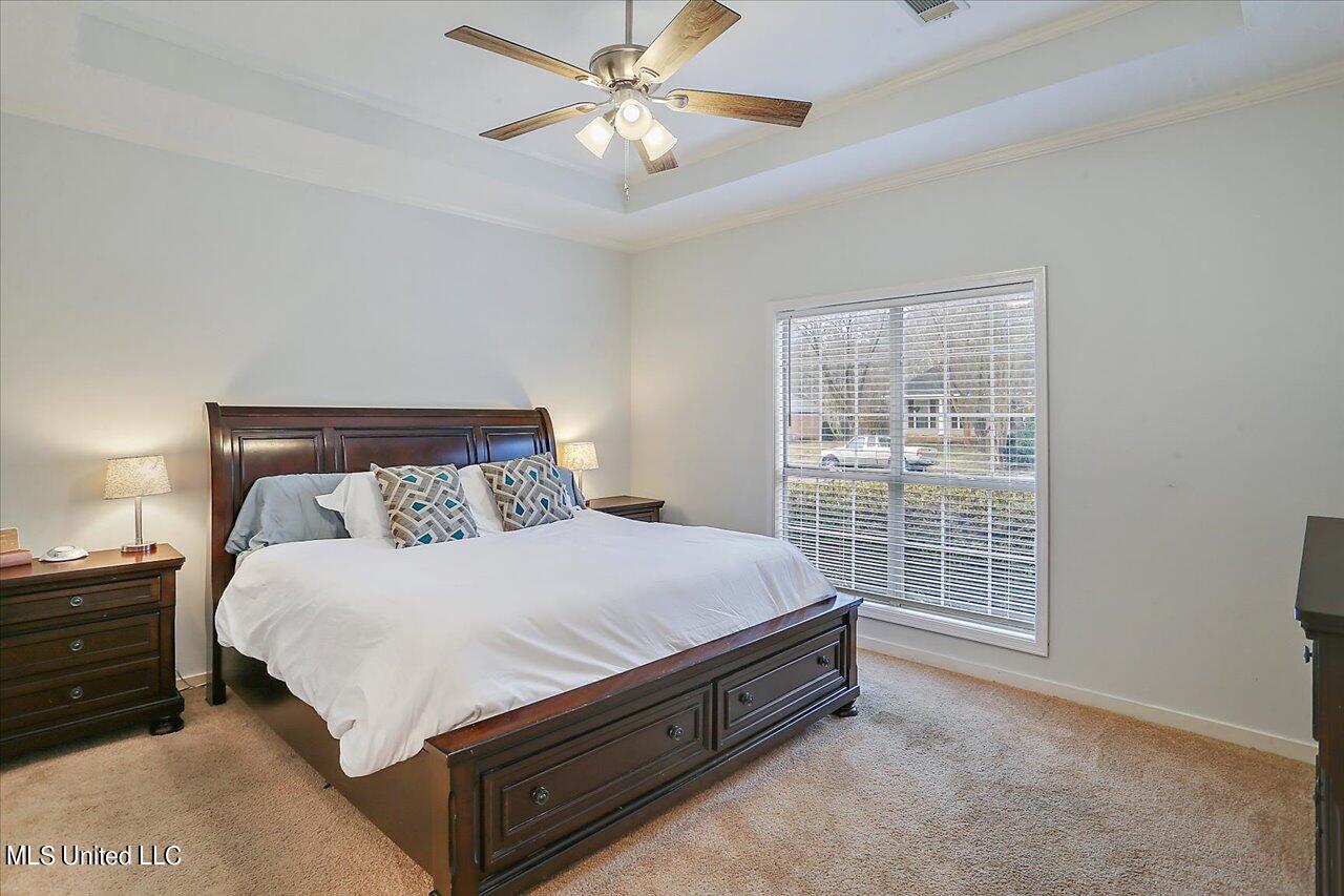 319 Arlington Circle