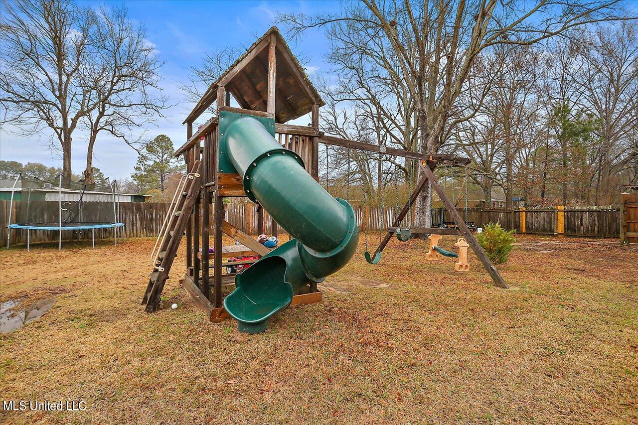 319 Arlington Circle