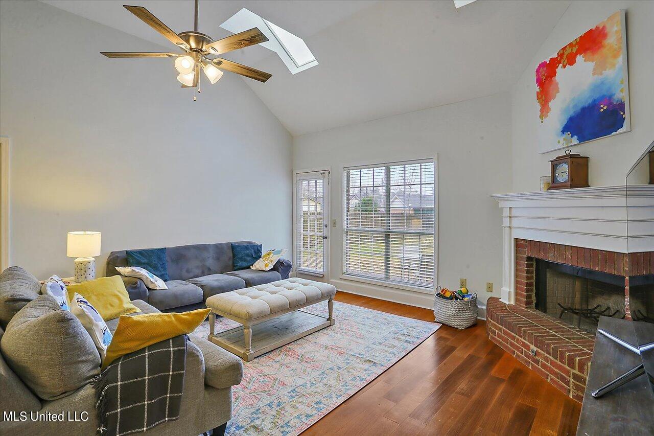 319 Arlington Circle