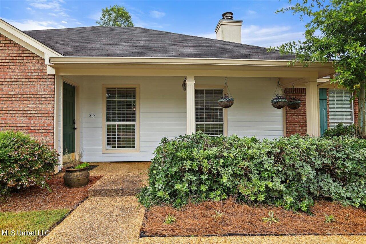 215 Overland Lane