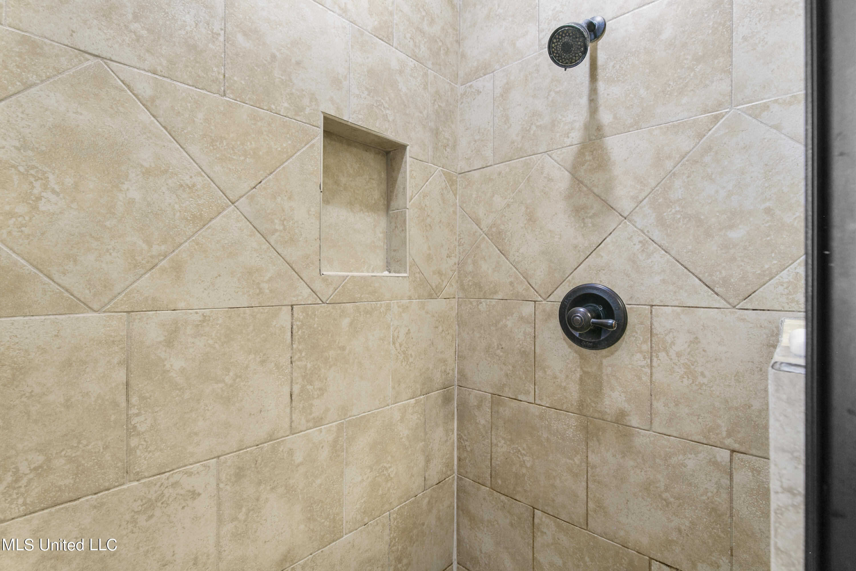 309 Gladeview Place