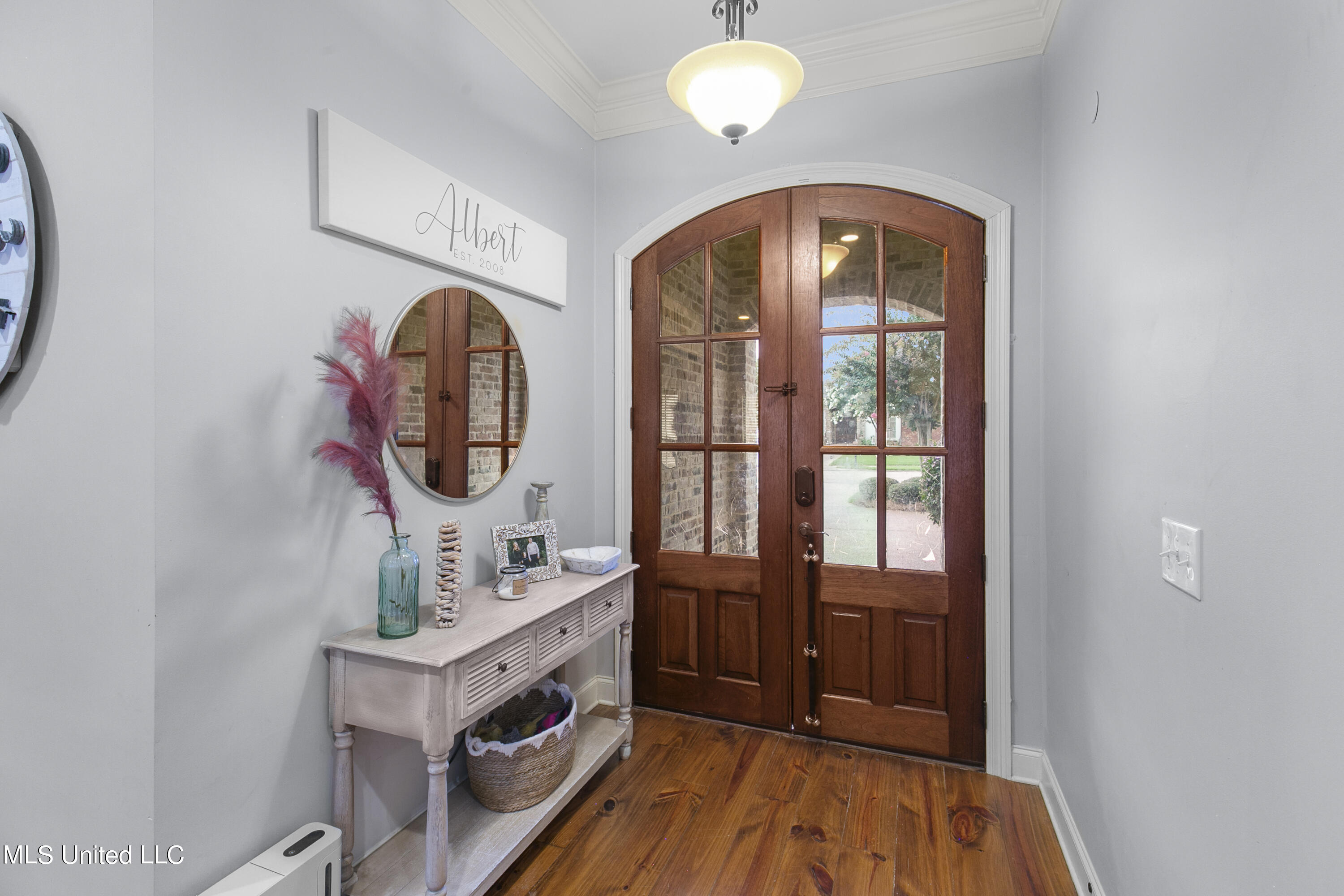 309 Gladeview Place