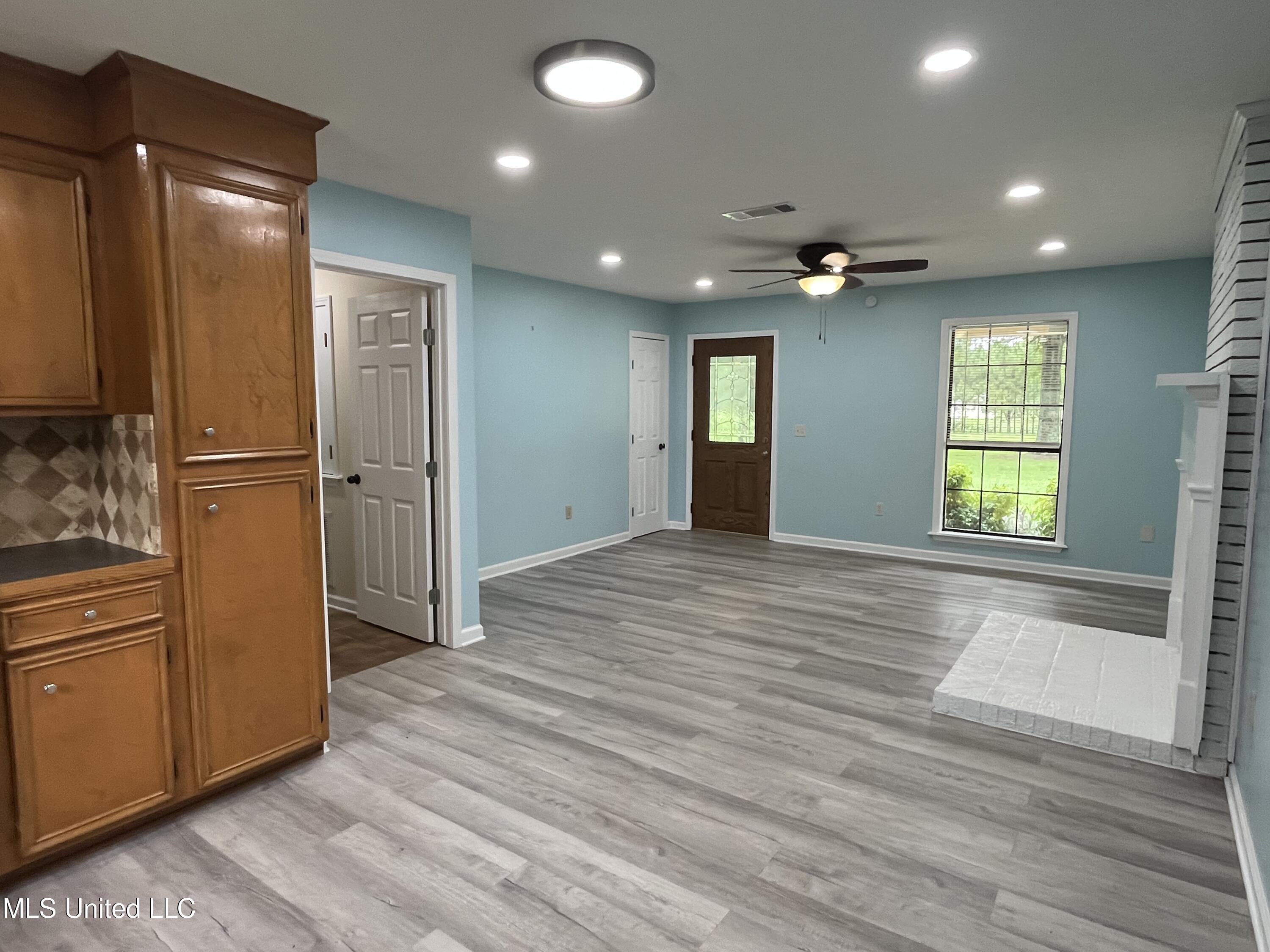 214 Boteler Road