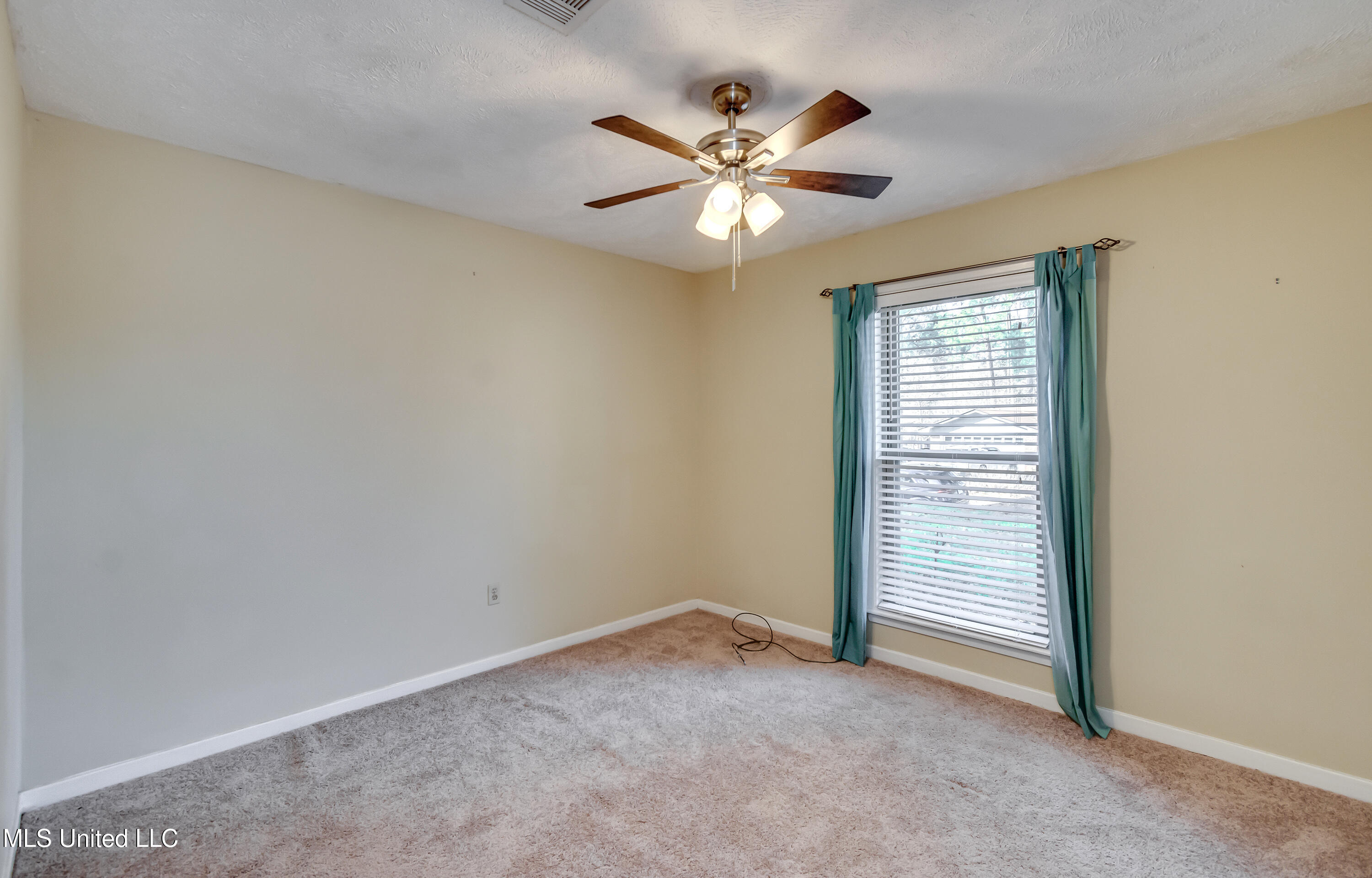 141 Fern Valley Road