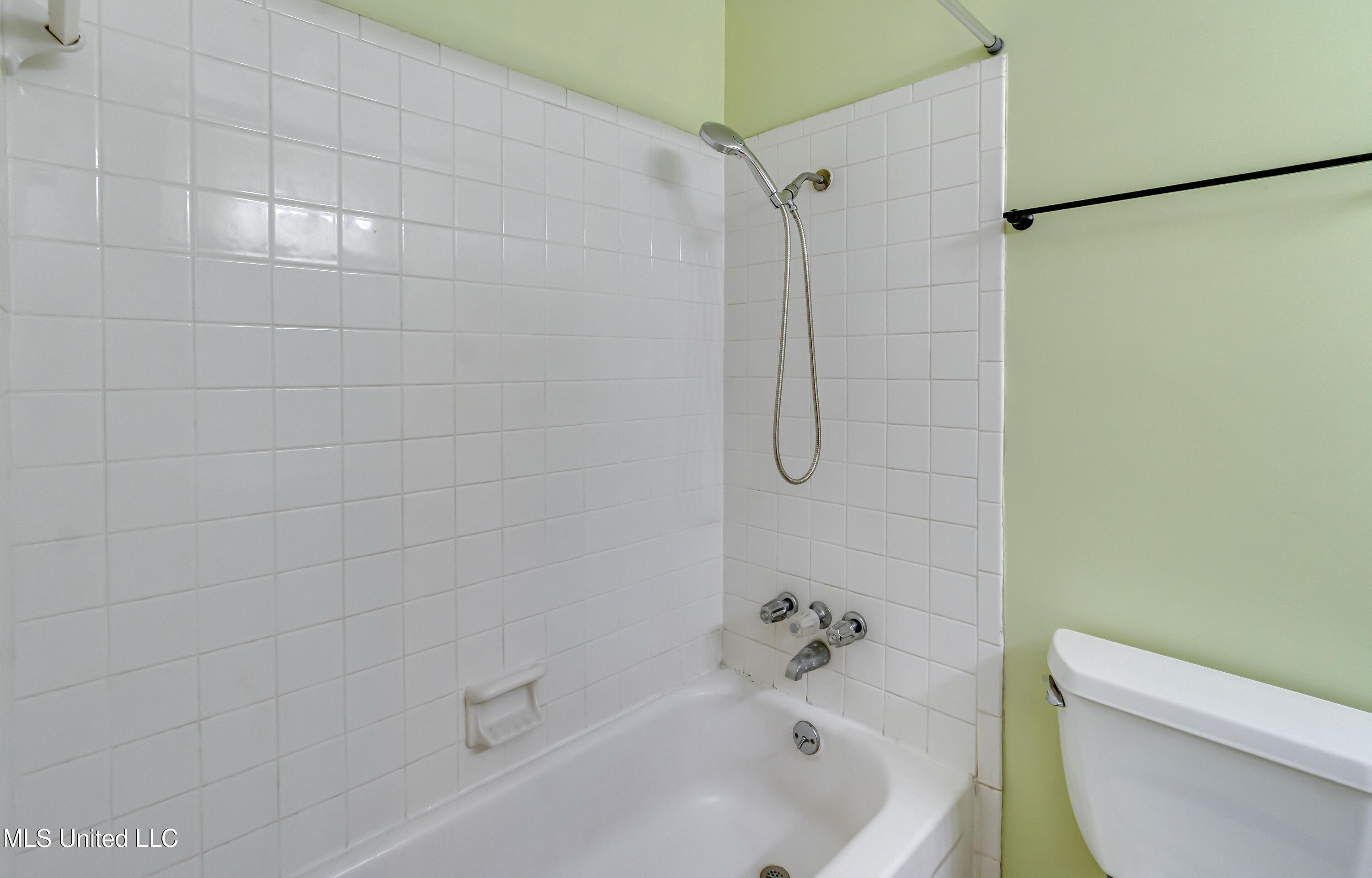 141 Fern Valley Road