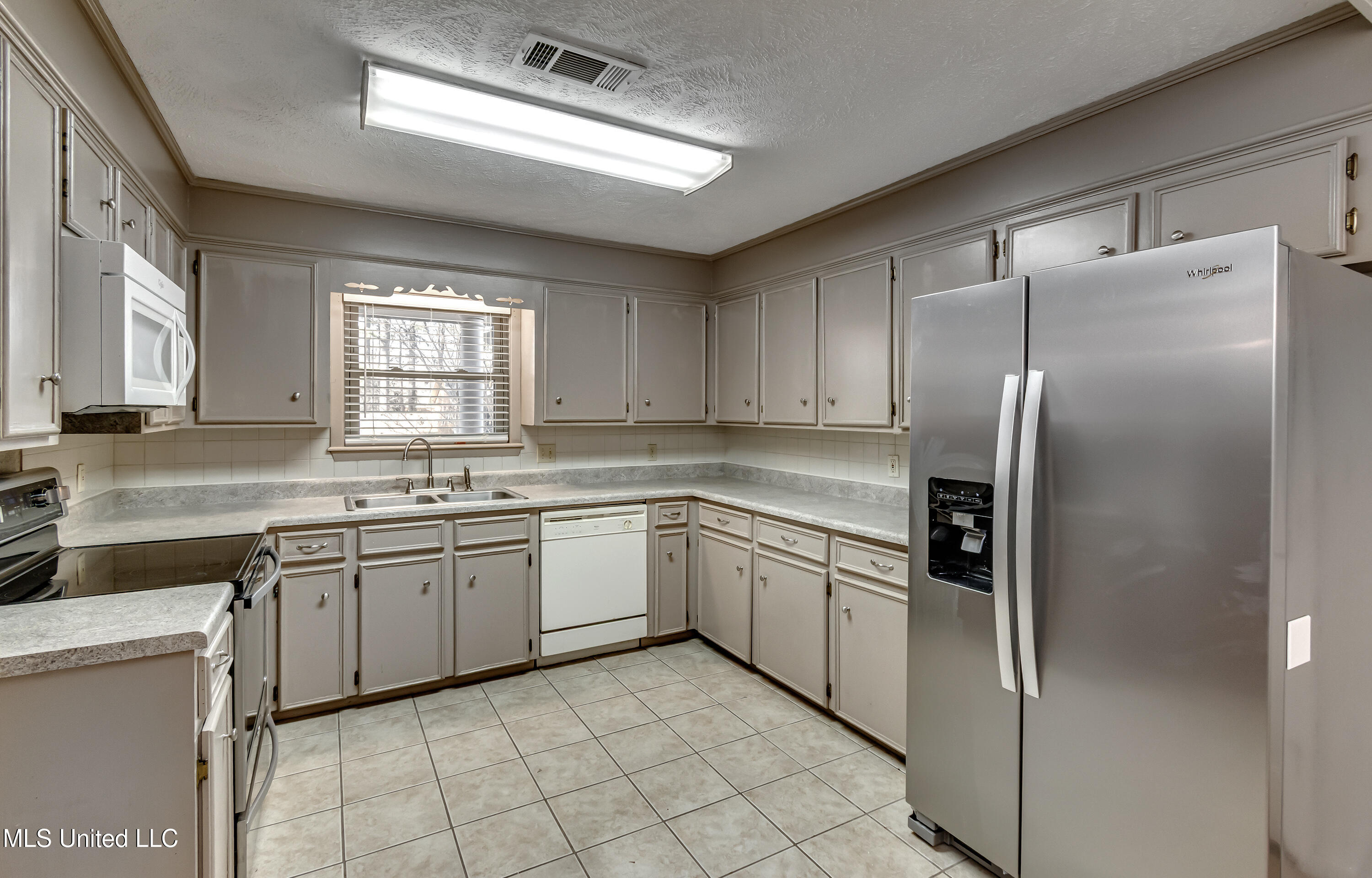 141 Fern Valley Road