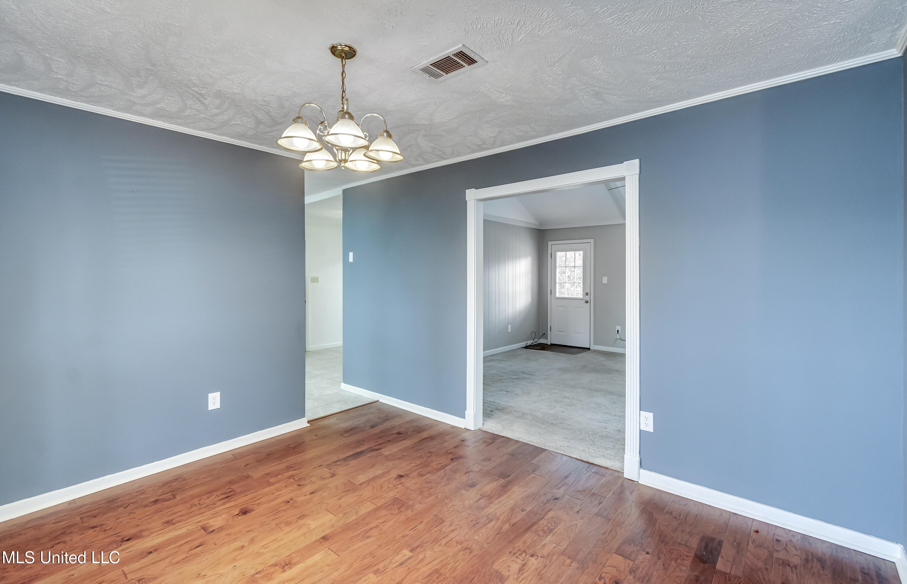 141 Fern Valley Road