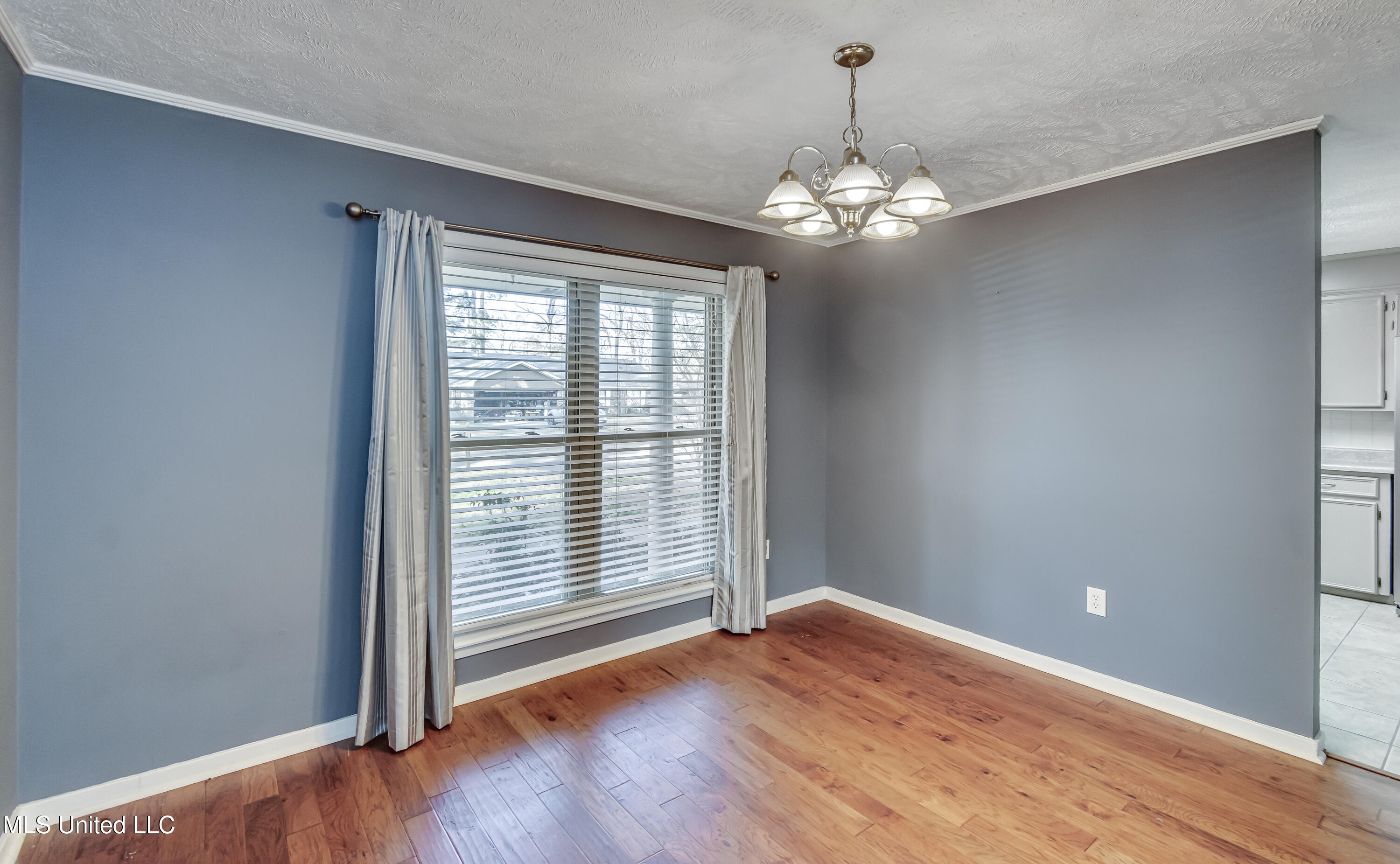 141 Fern Valley Road