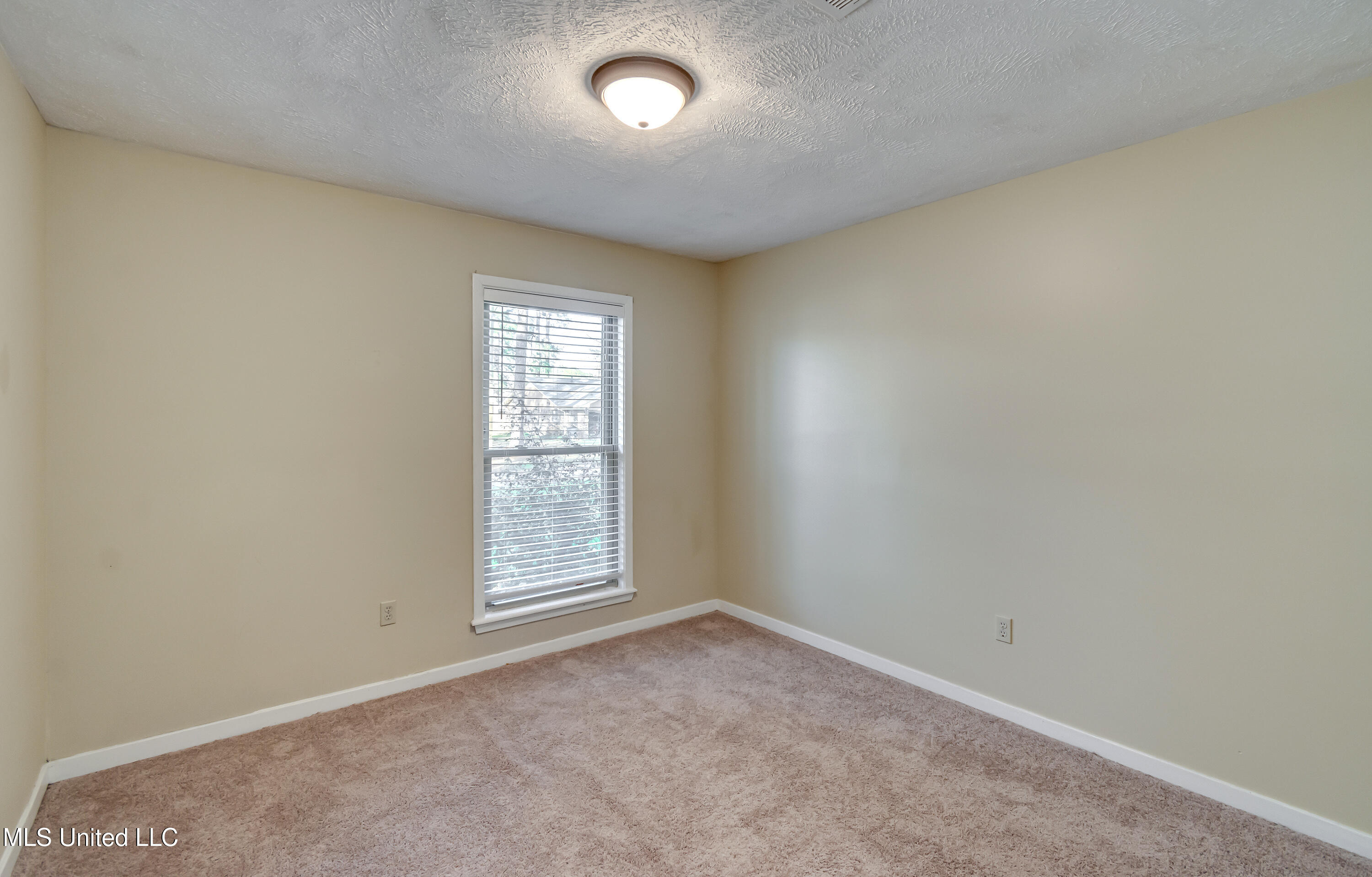 141 Fern Valley Road