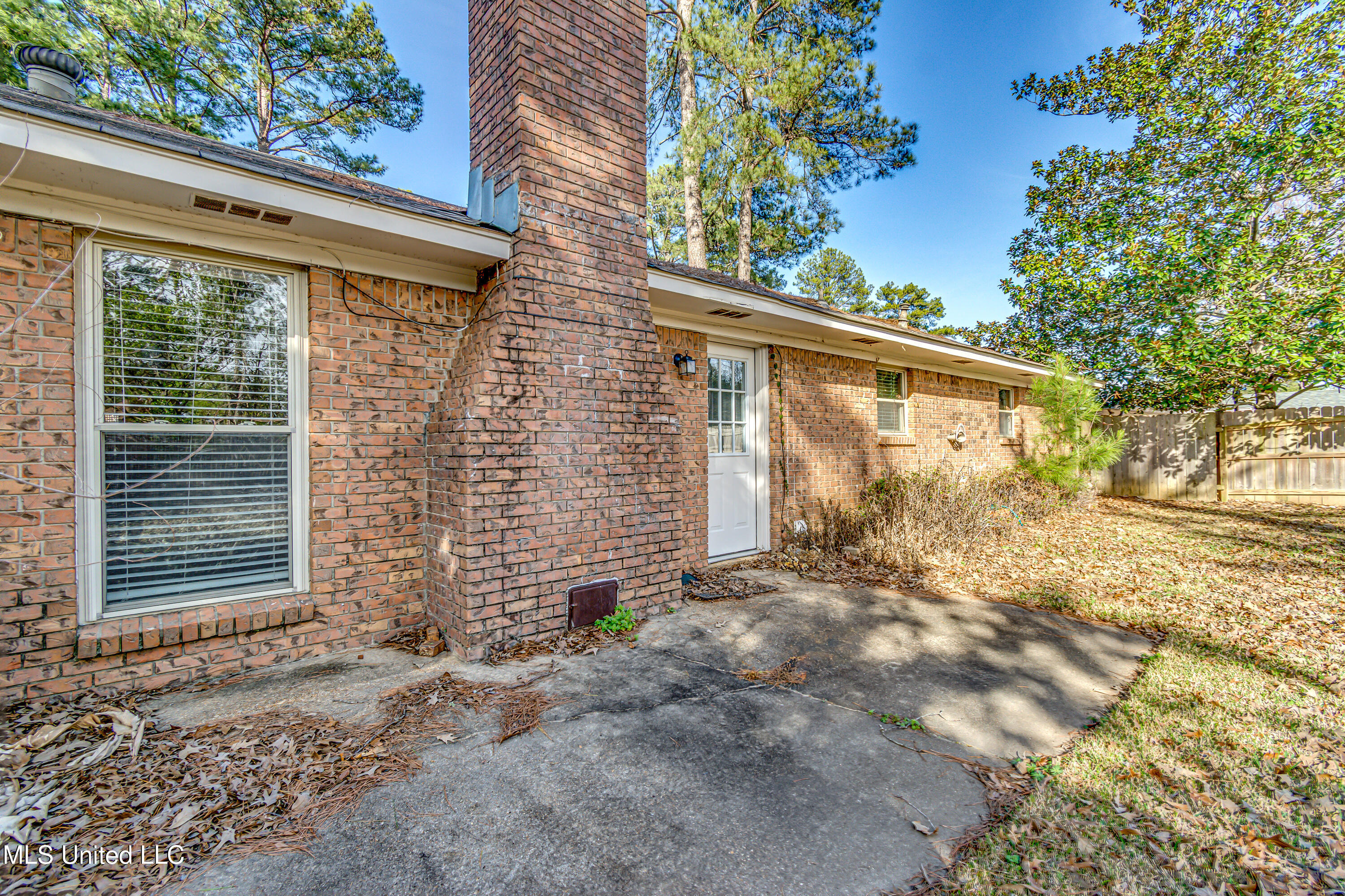 141 Fern Valley Road