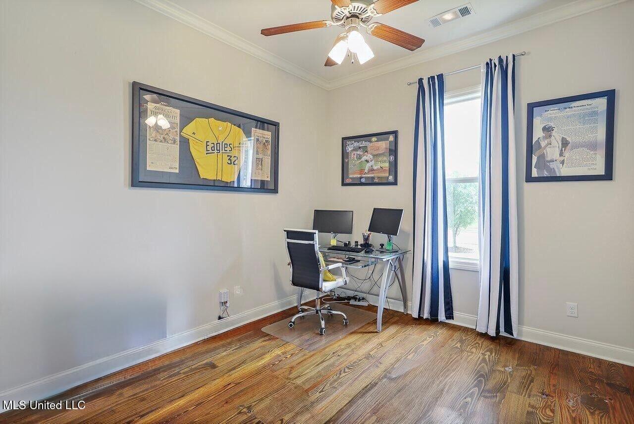 401 Duke Court, Flowood