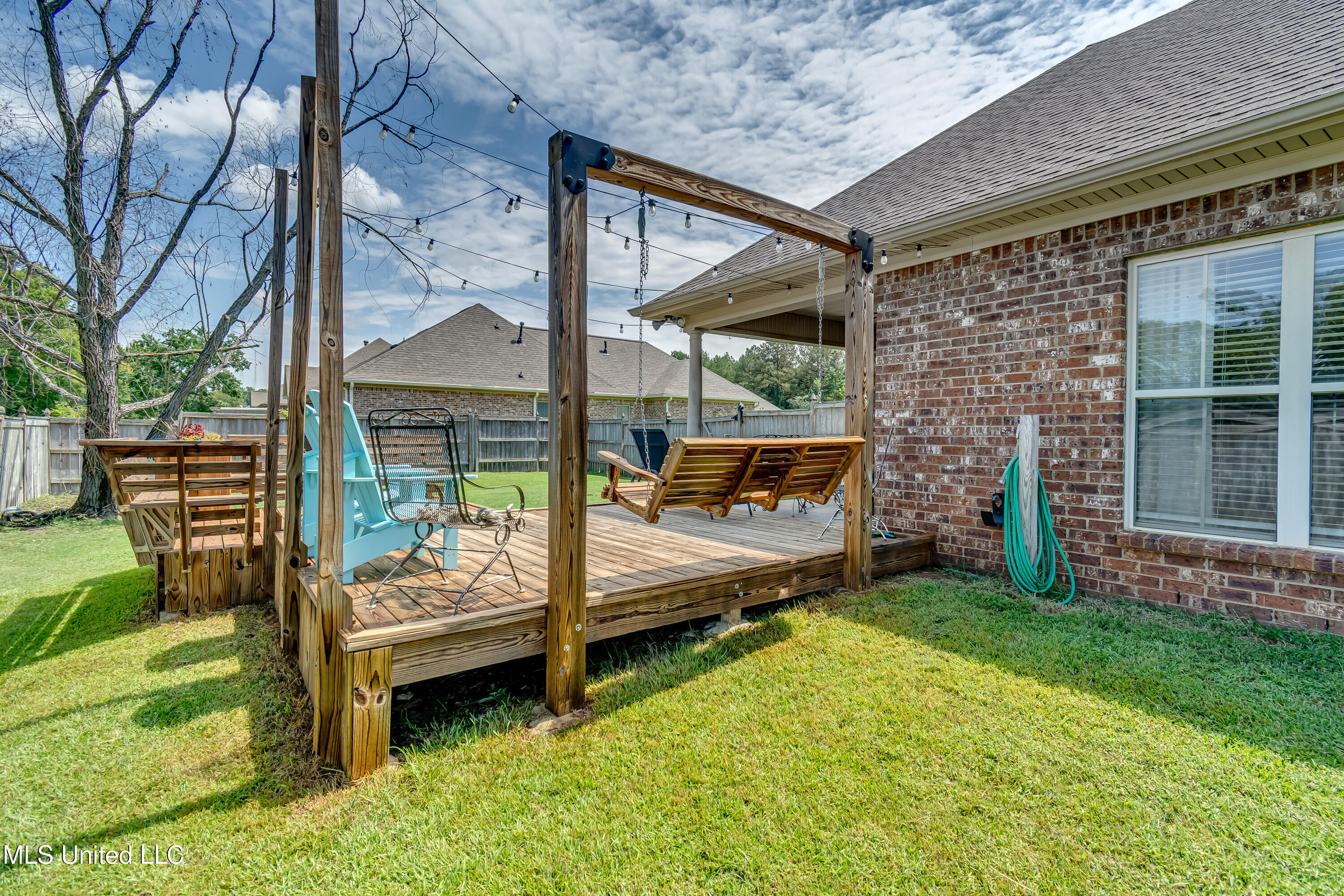 112 Meadow Pointe Cove