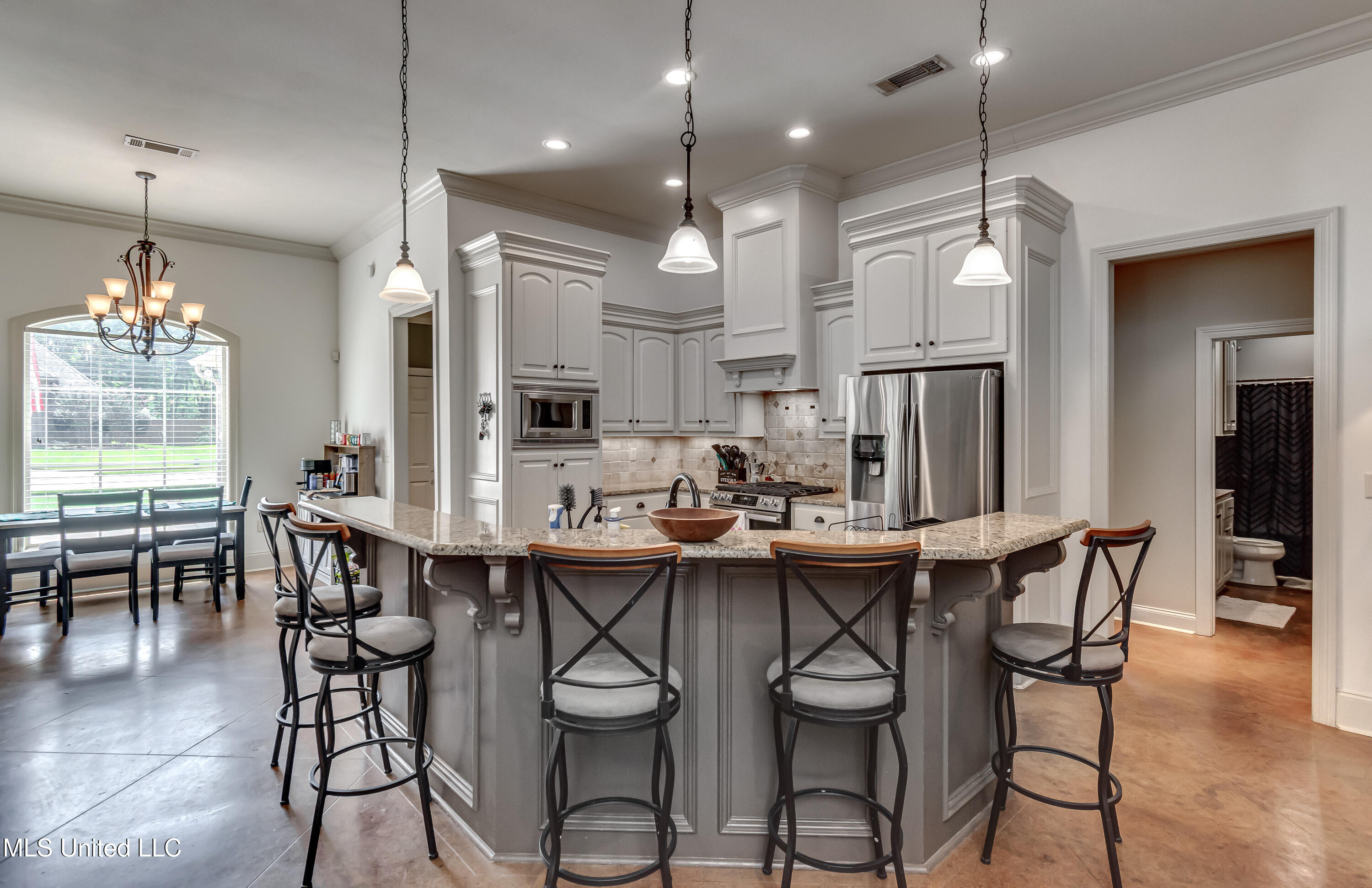 112 Meadow Pointe Cove