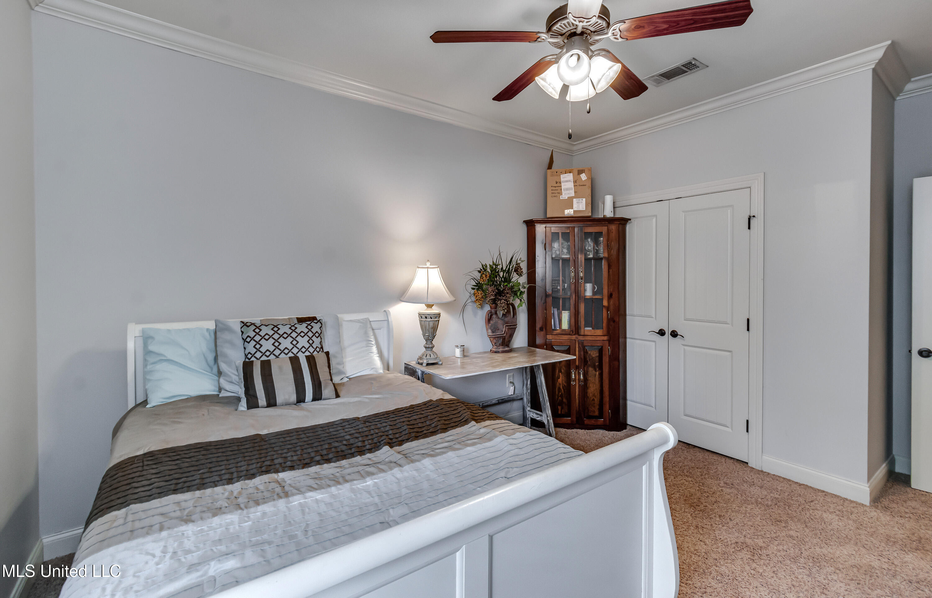 112 Meadow Pointe Cove