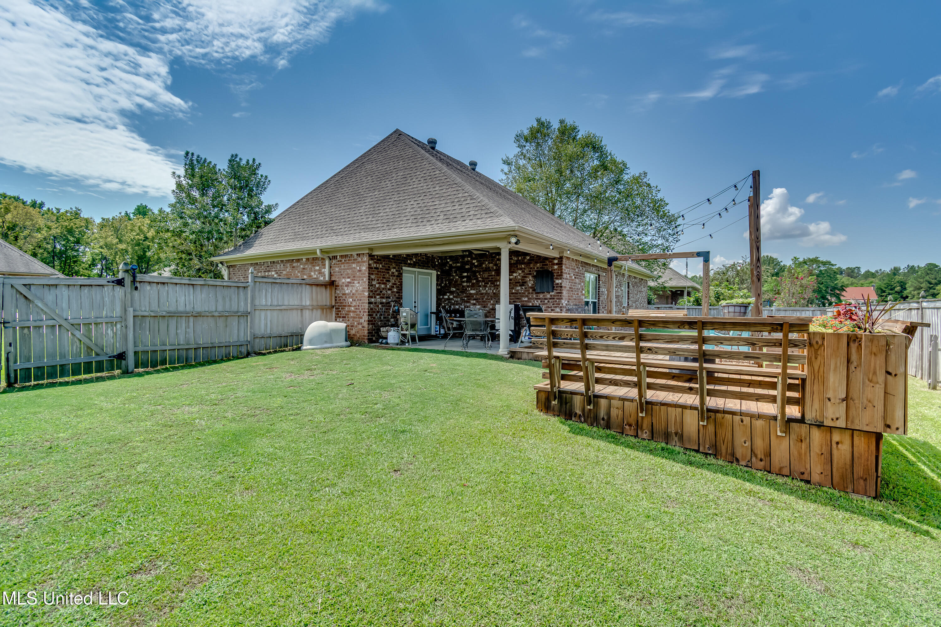 112 Meadow Pointe Cove