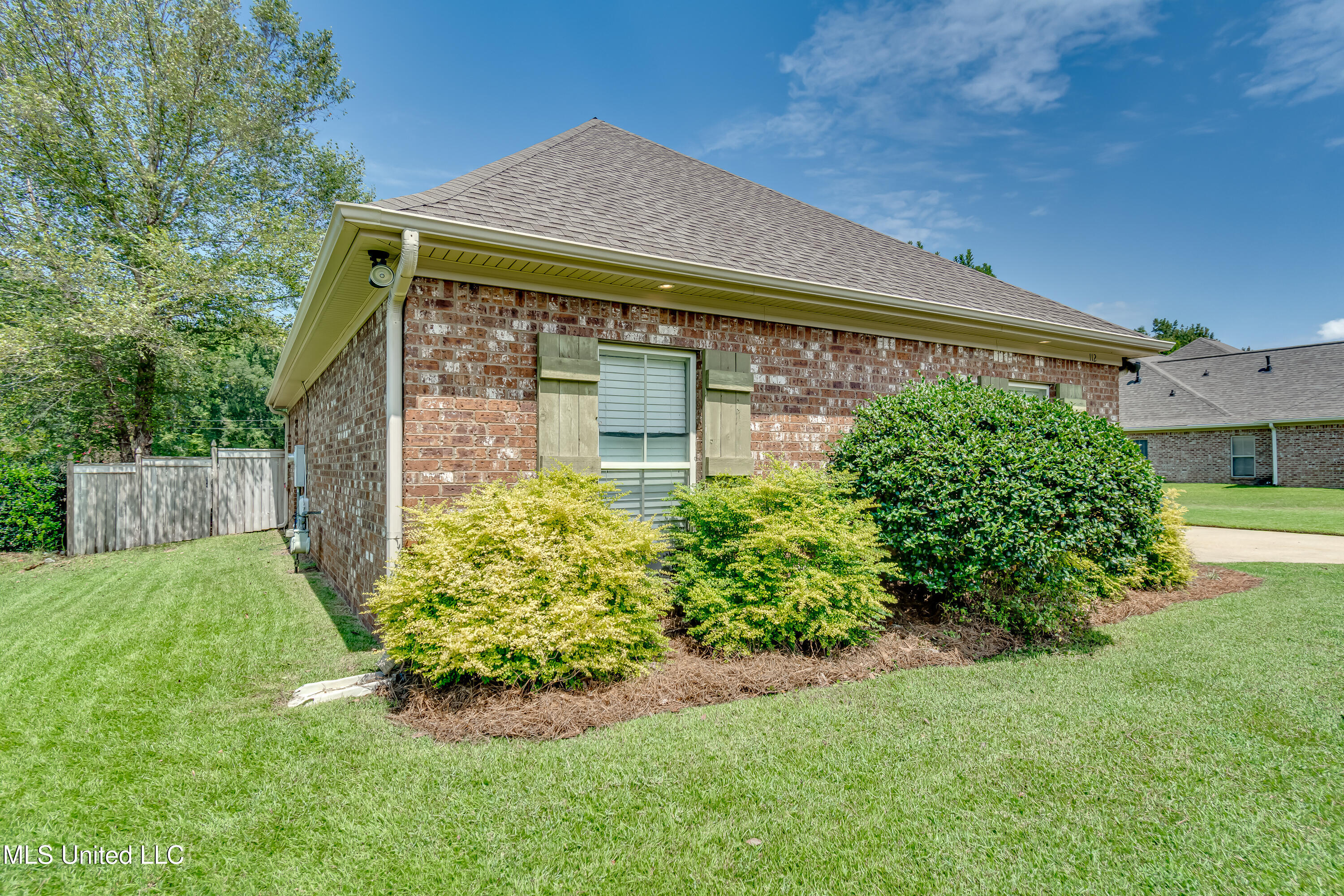 112 Meadow Pointe Cove