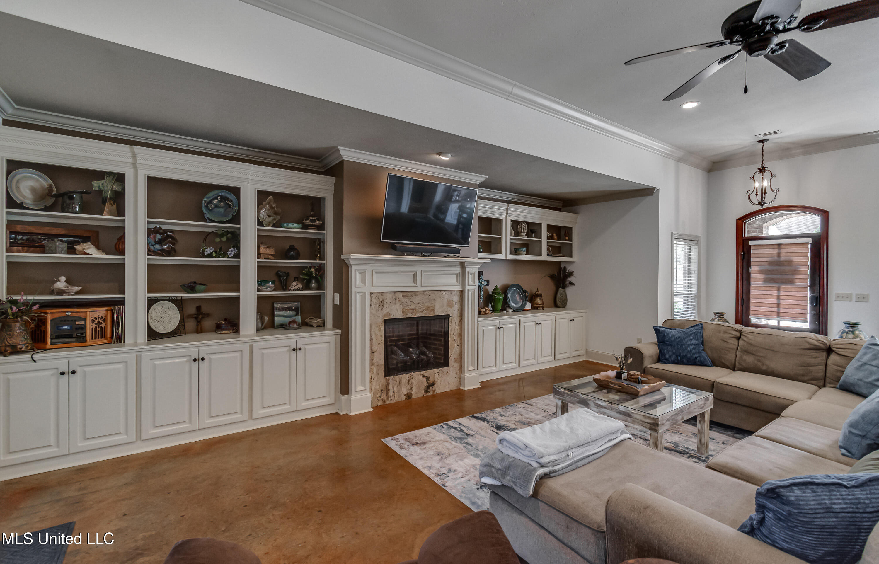 112 Meadow Pointe Cove