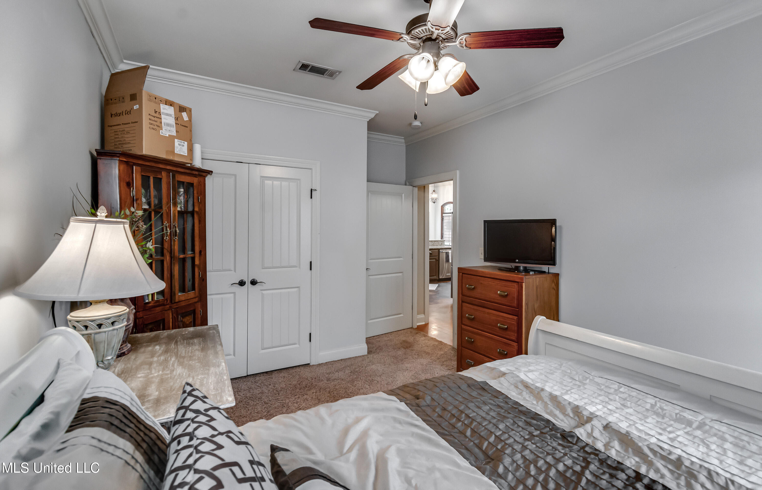 112 Meadow Pointe Cove