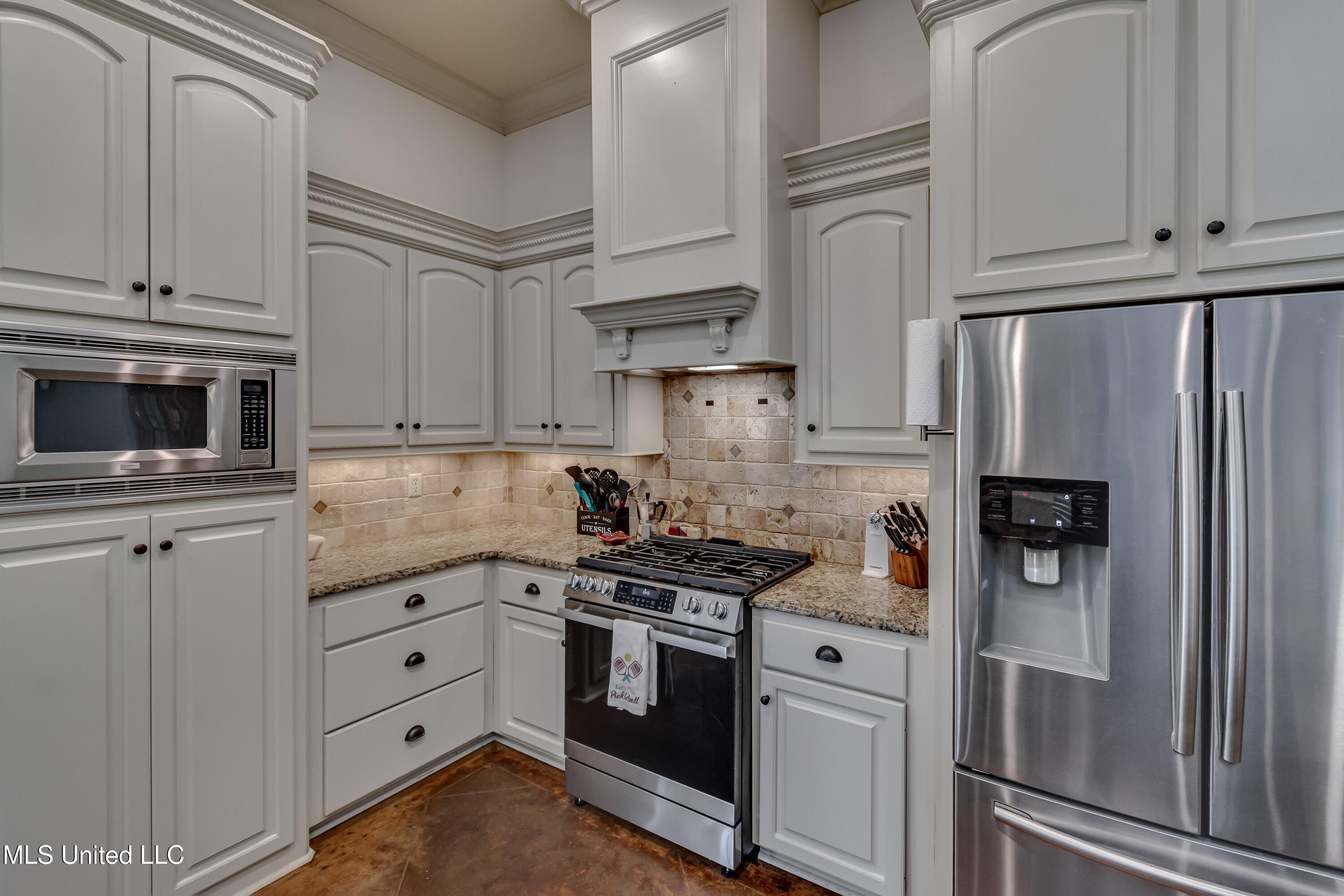 112 Meadow Pointe Cove