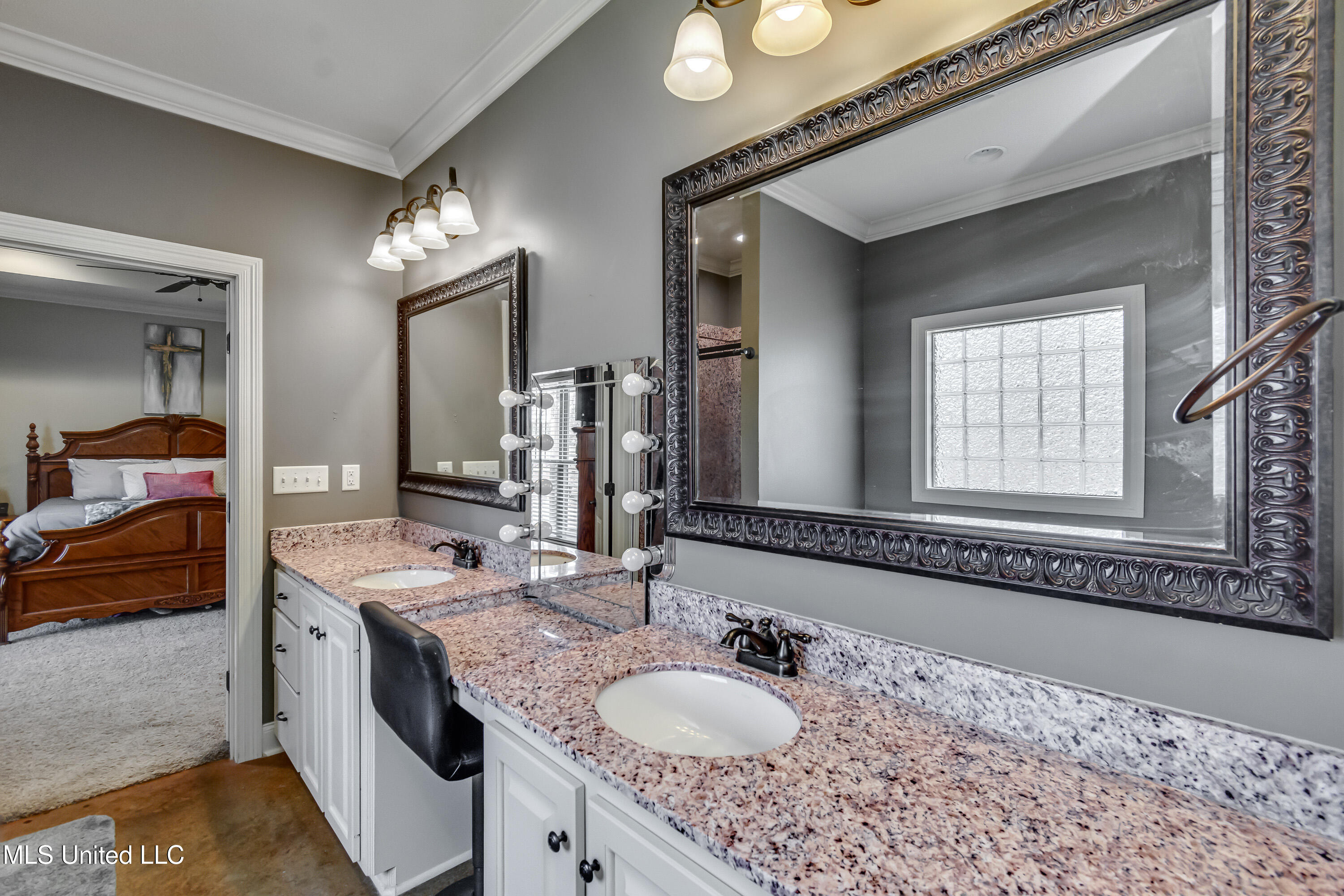 112 Meadow Pointe Cove