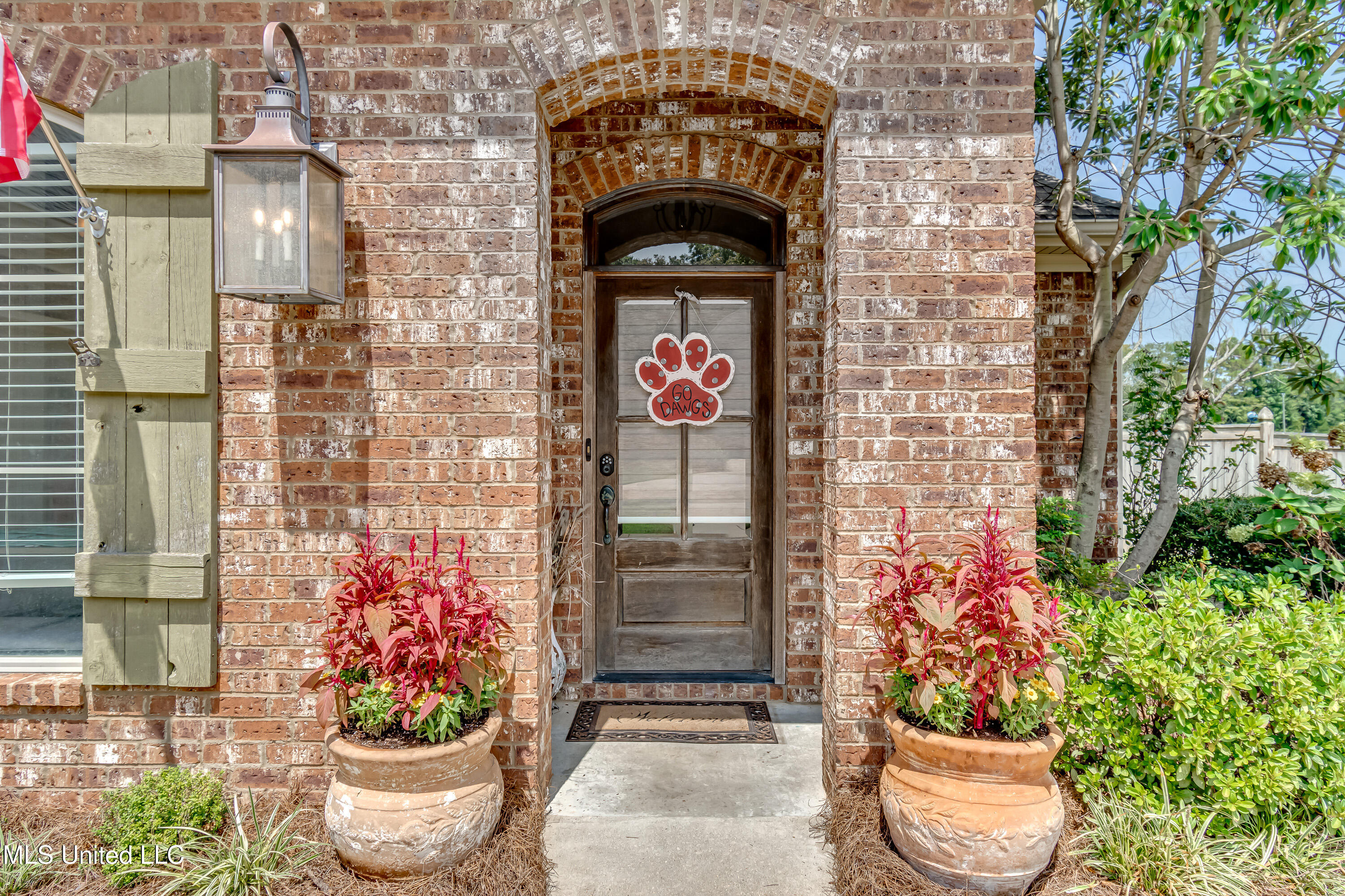 112 Meadow Pointe Cove