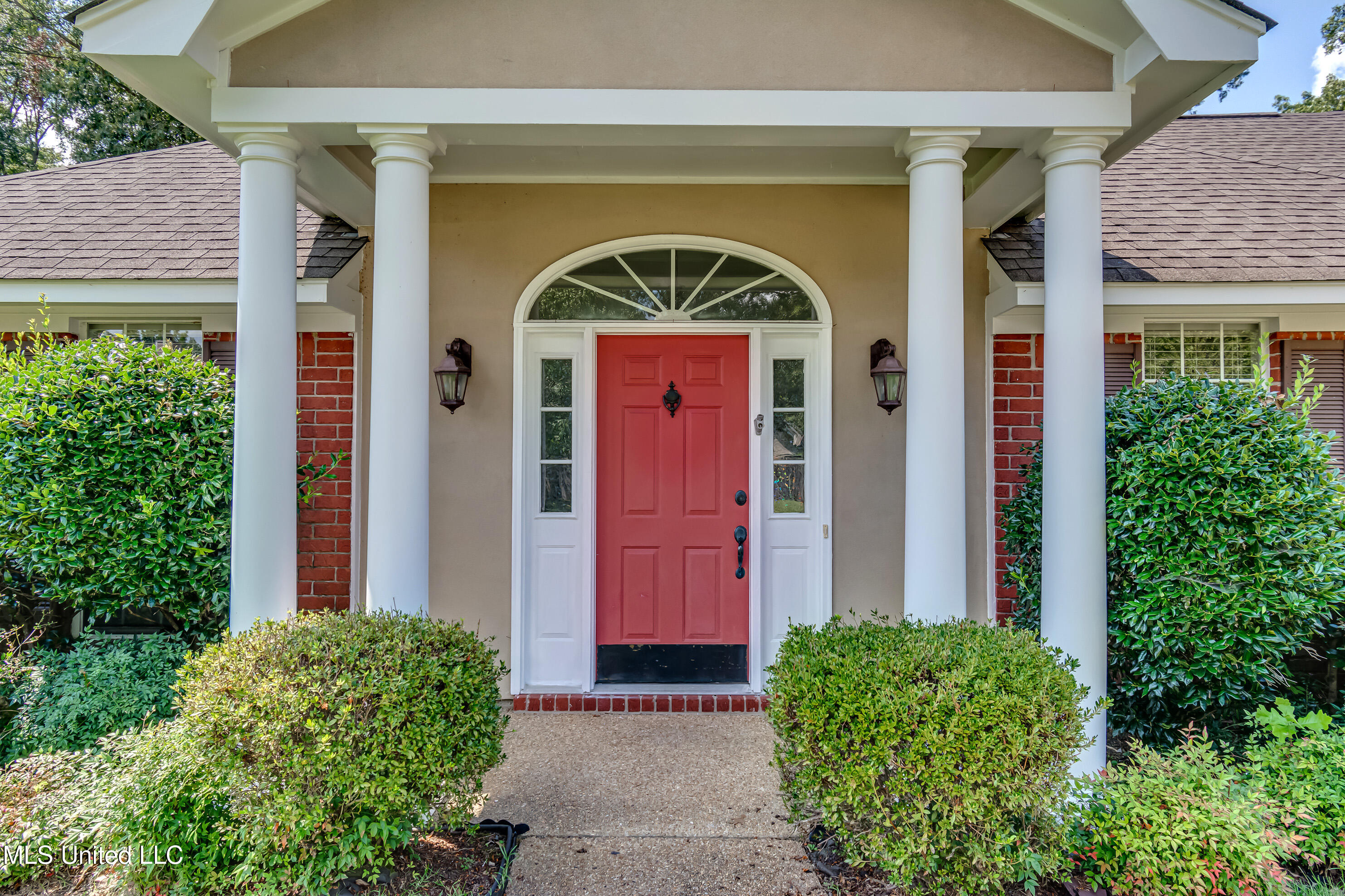 415 Hemlock Drive
