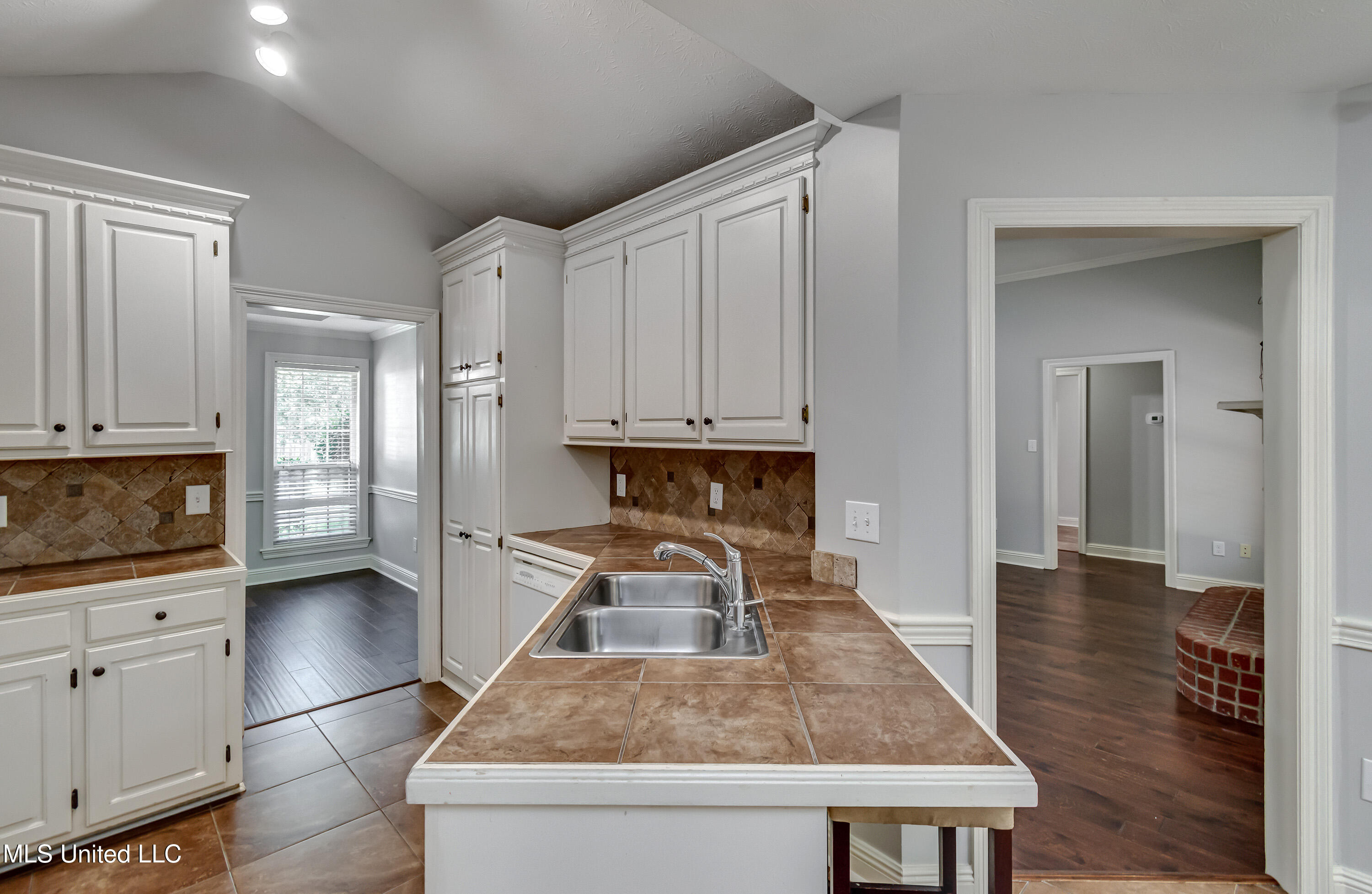 415 Hemlock Drive