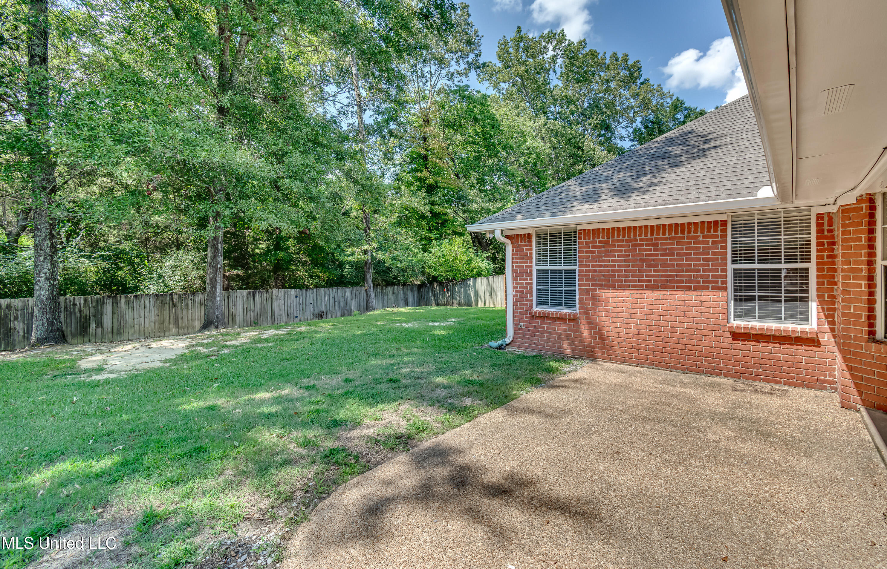 415 Hemlock Drive