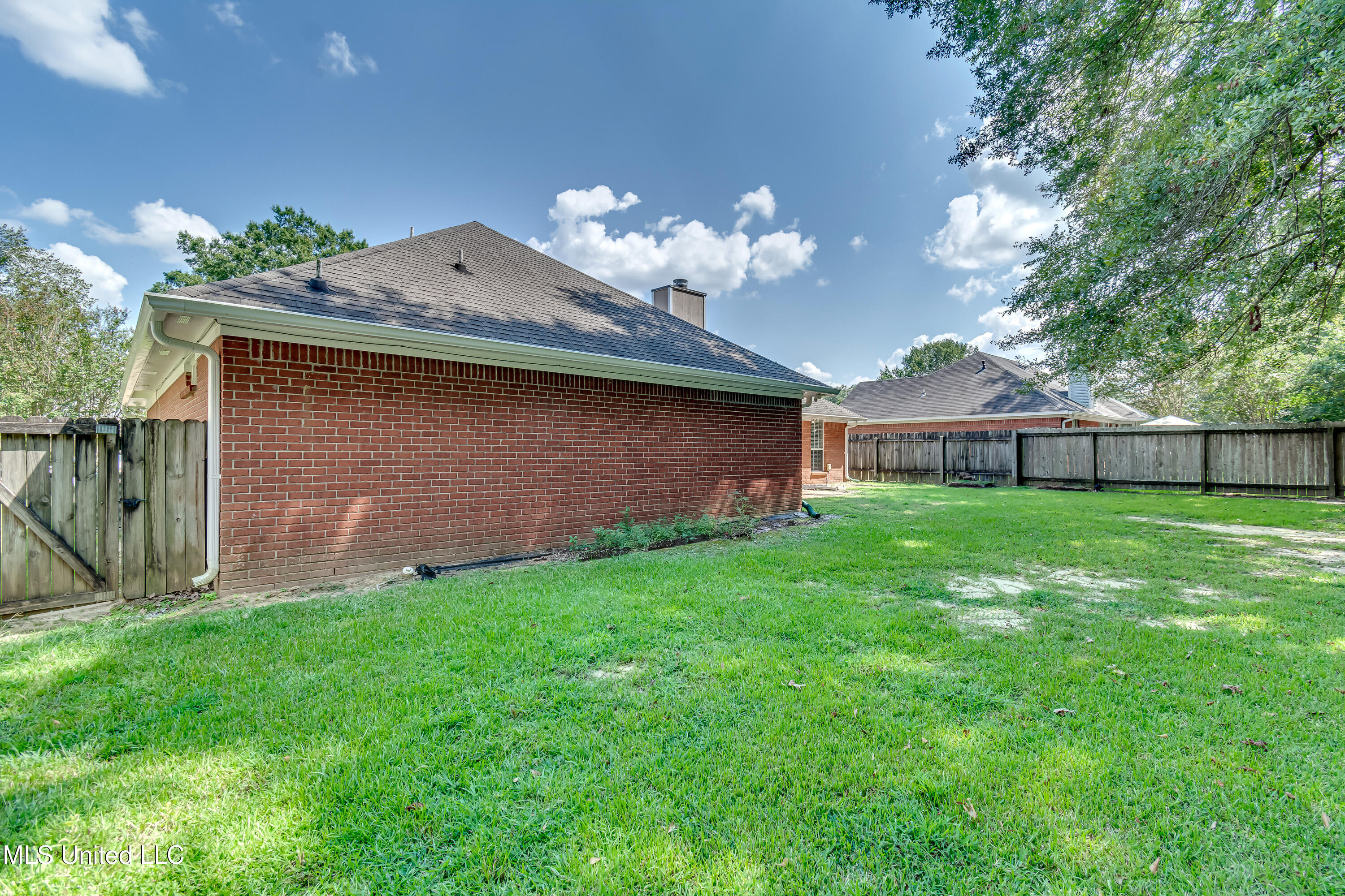 415 Hemlock Drive